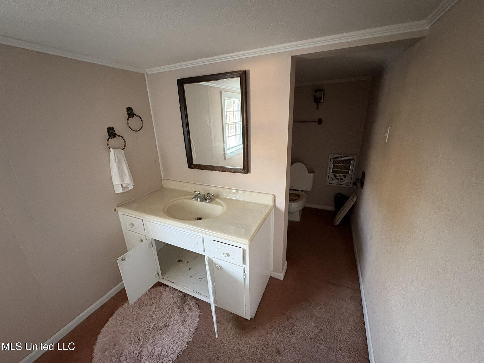 2308 East Avenue Property Photo 26
