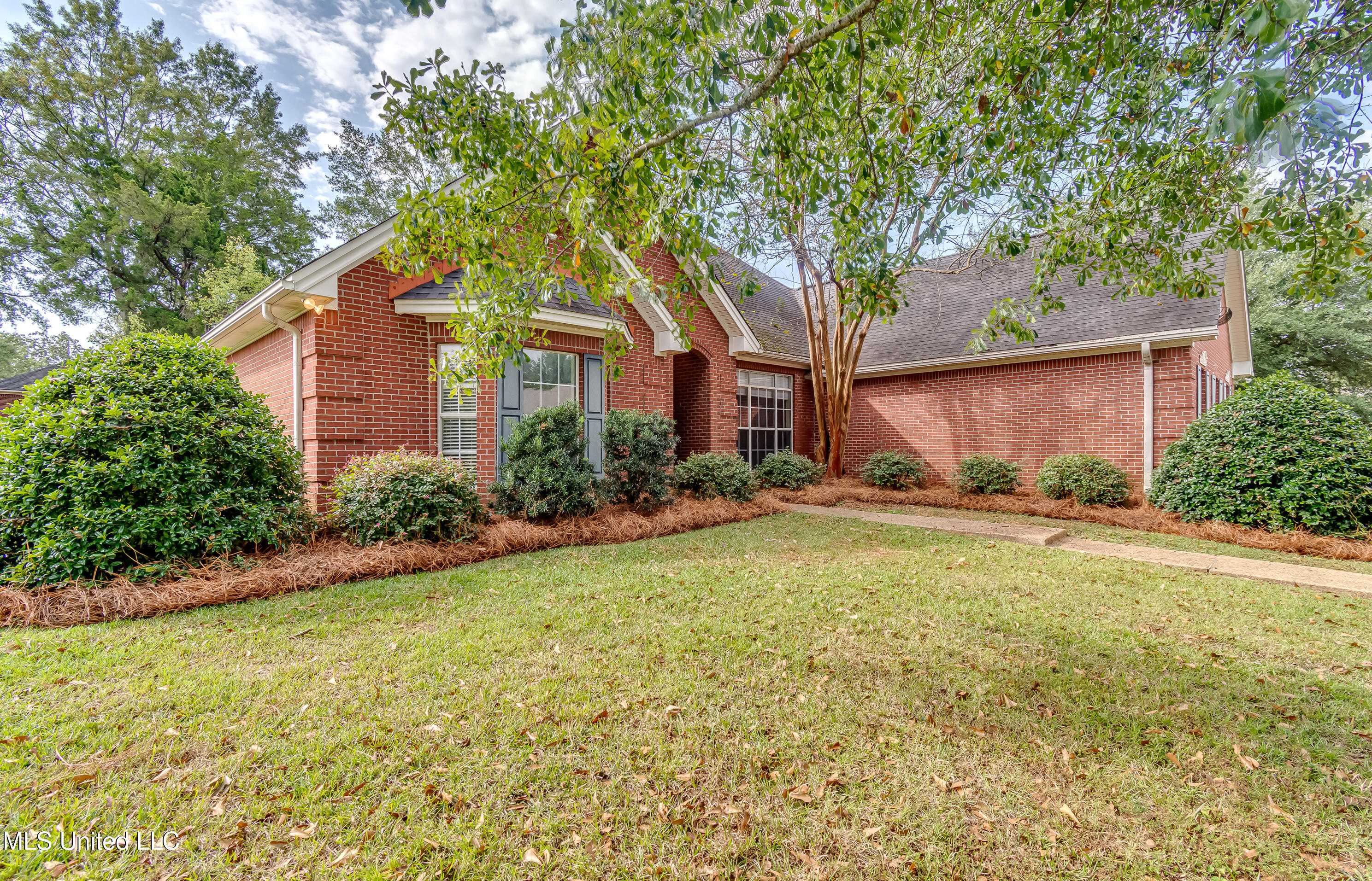 103 Copperridge Drive Property Photo 2