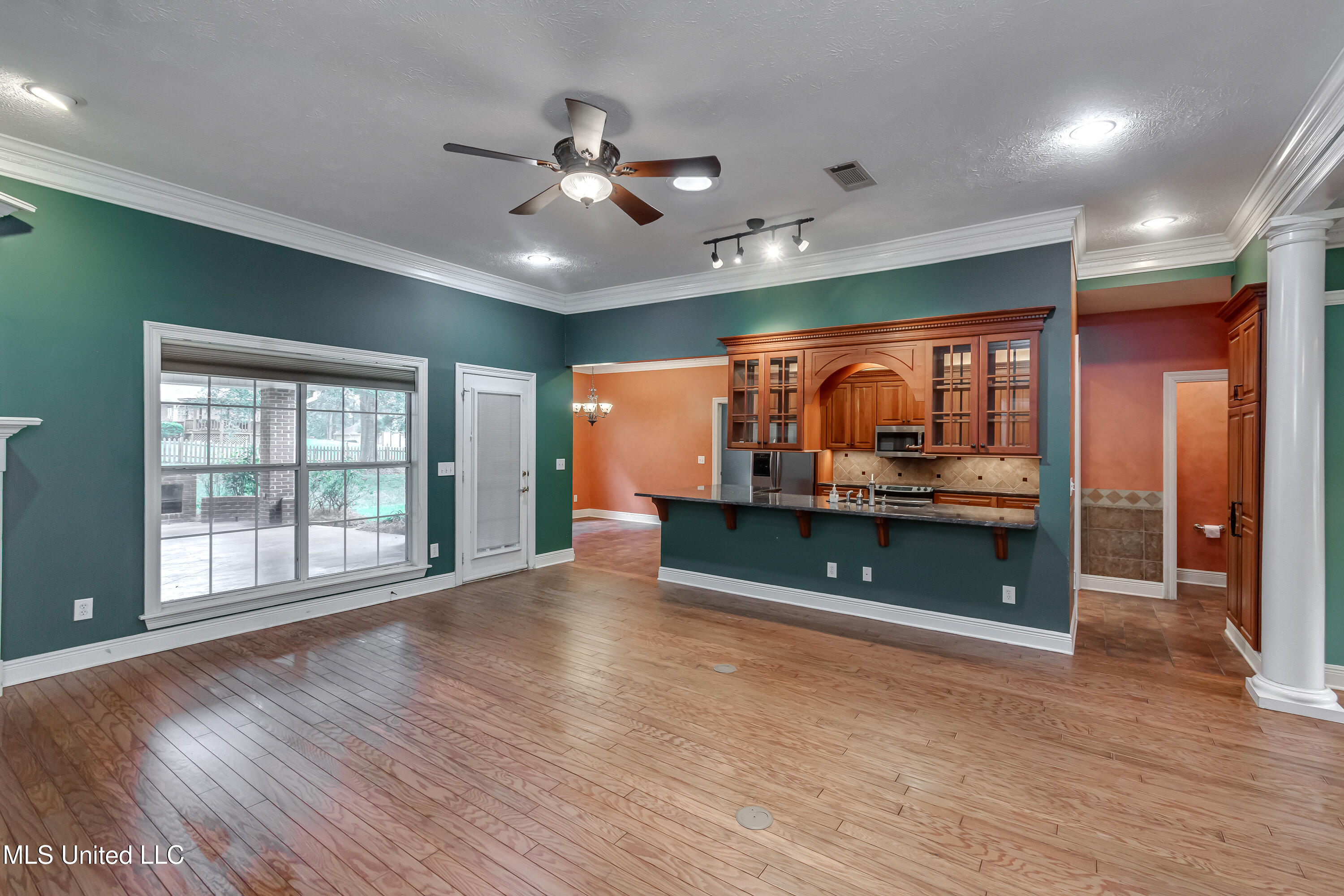 103 Copperridge Drive Property Photo 13