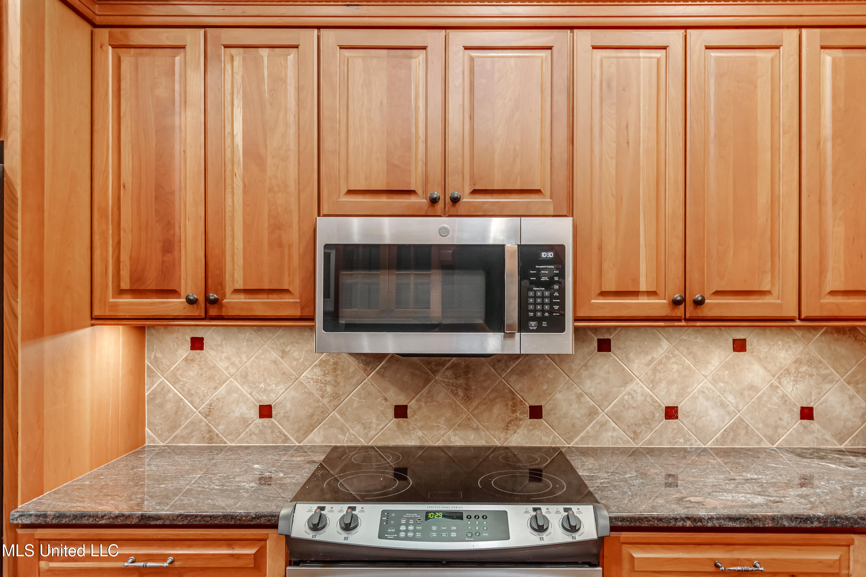 103 Copperridge Drive Property Photo 22