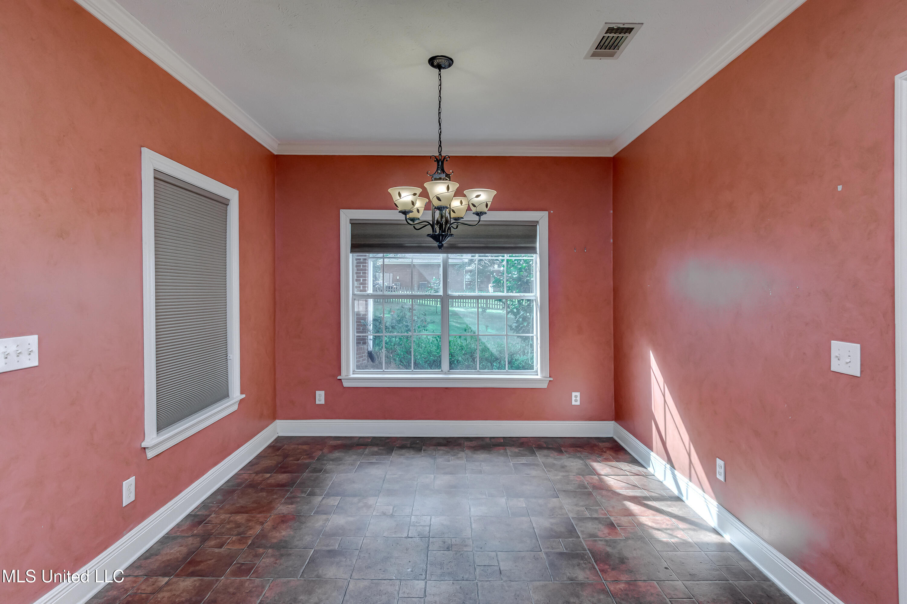 103 Copperridge Drive Property Photo 28