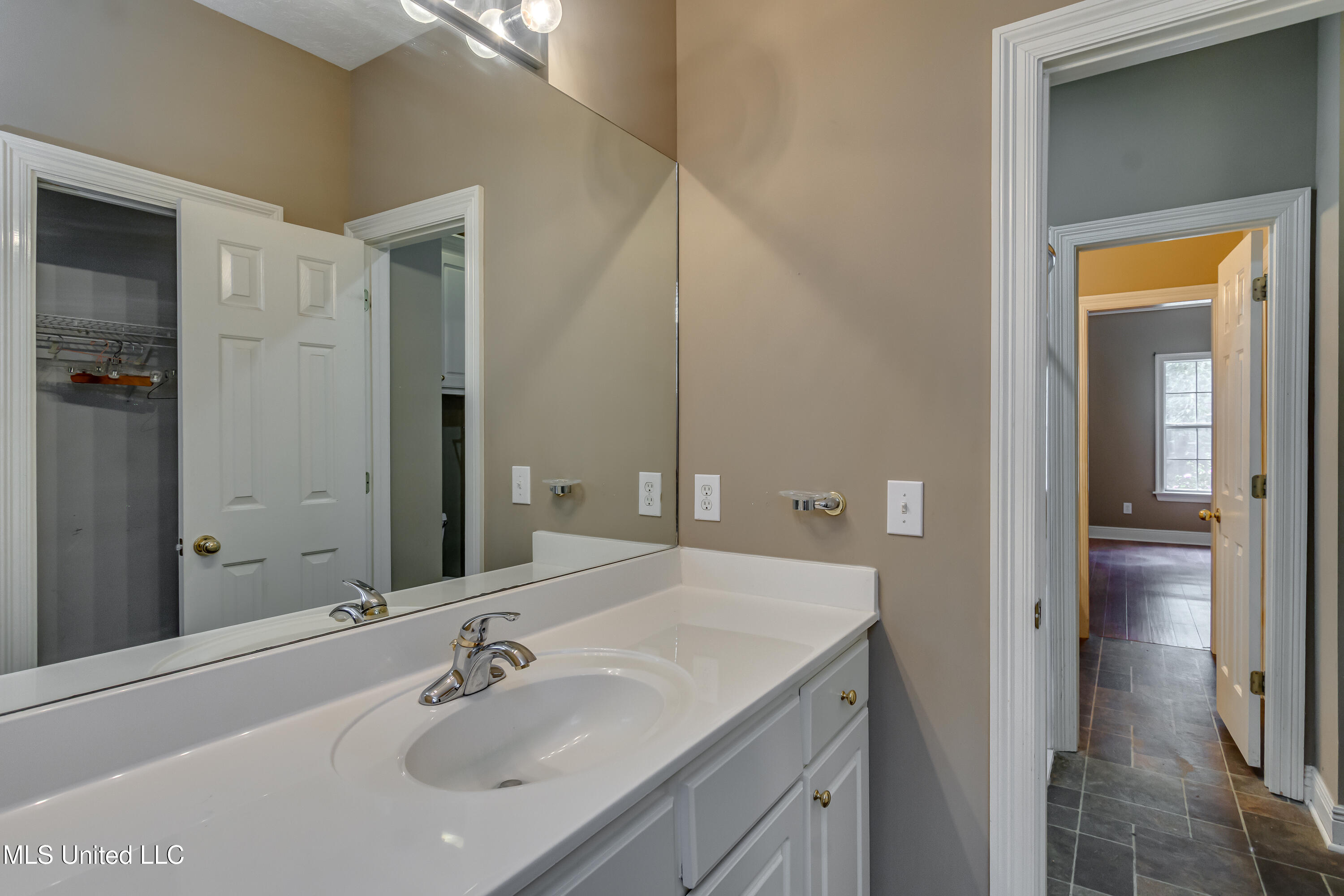 103 Copperridge Drive Property Photo 44