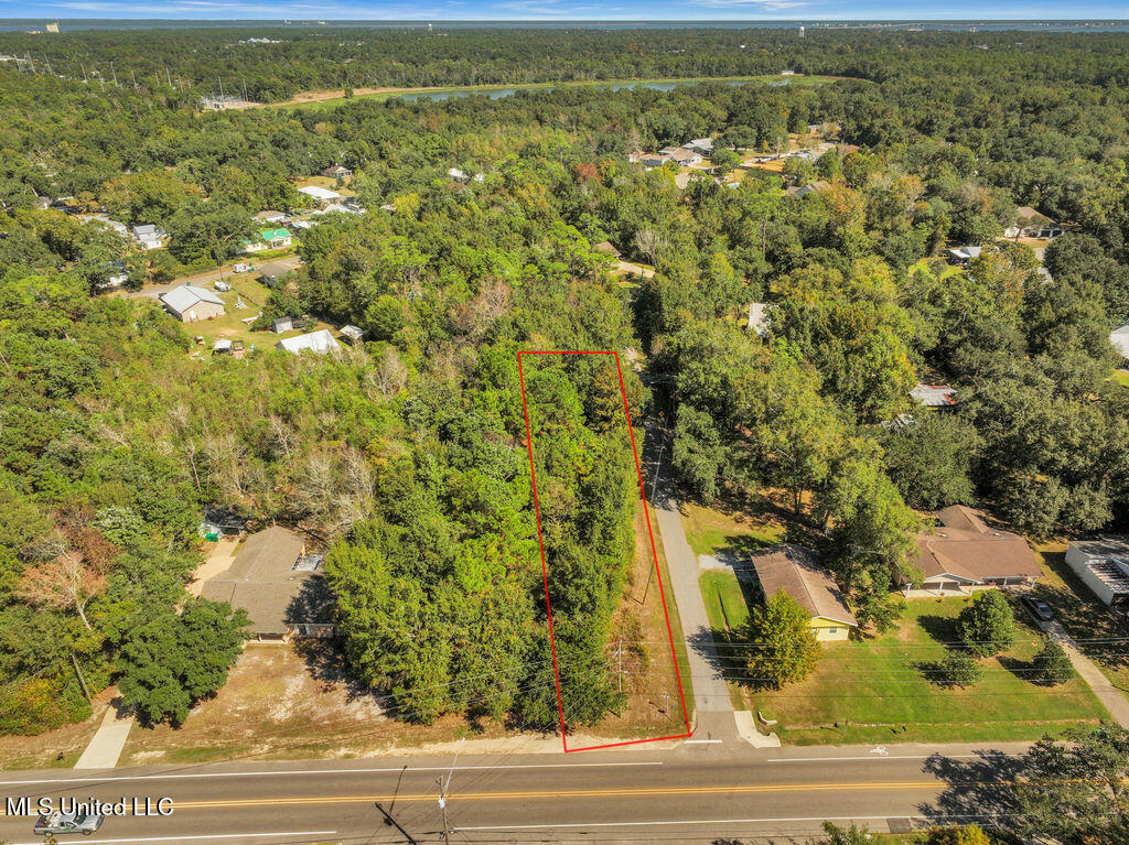 Nicholson Ave Property Photo 3