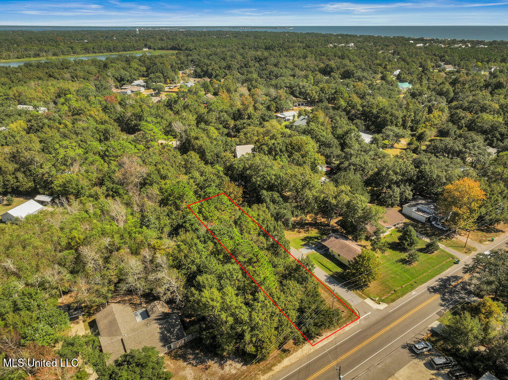 Nicholson Ave Property Photo 4