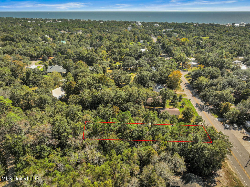 Nicholson Ave Property Photo 5