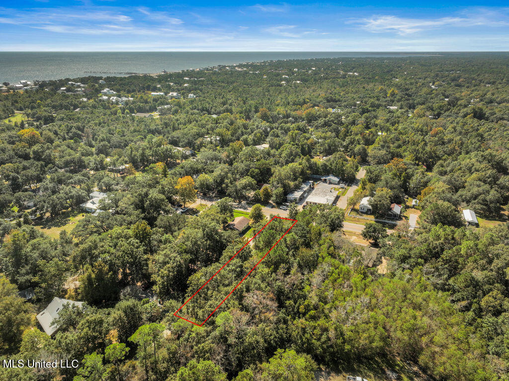 Nicholson Ave Property Photo 6