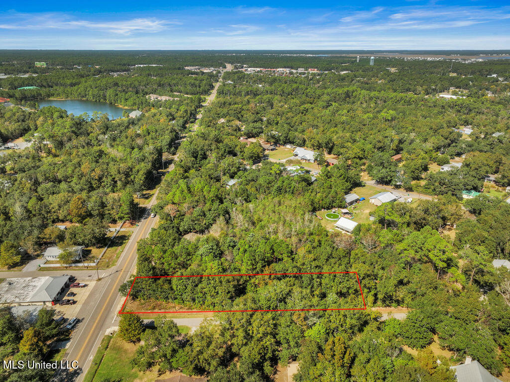 Nicholson Ave Property Photo 9