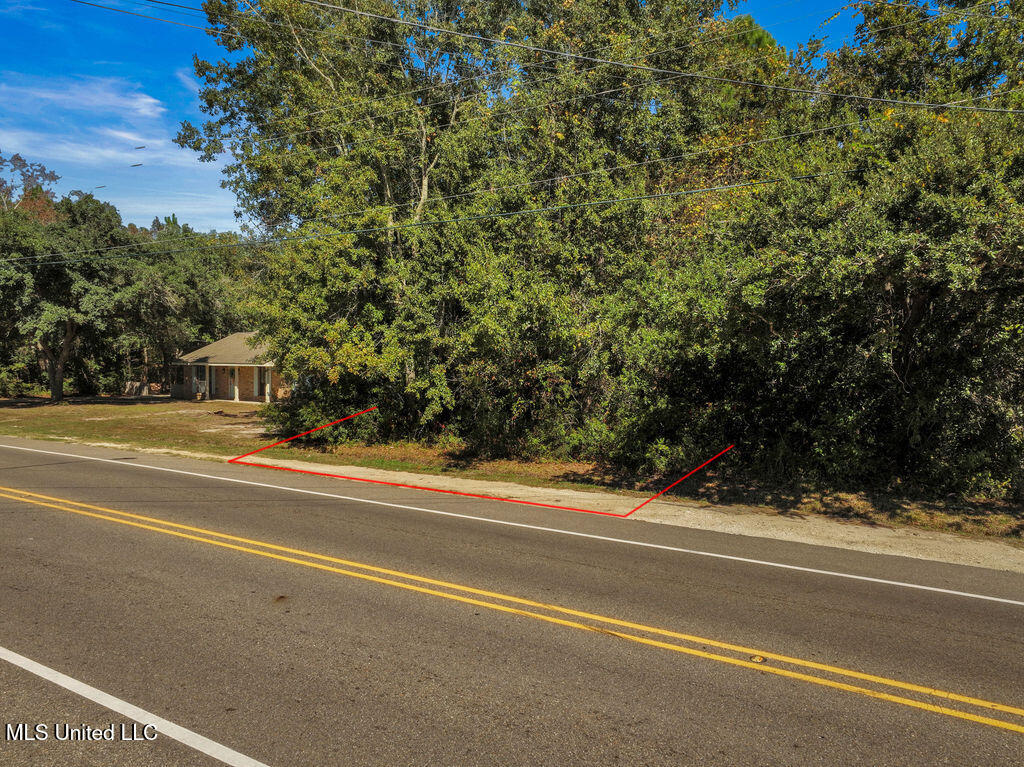 Nicholson Ave Property Photo 1