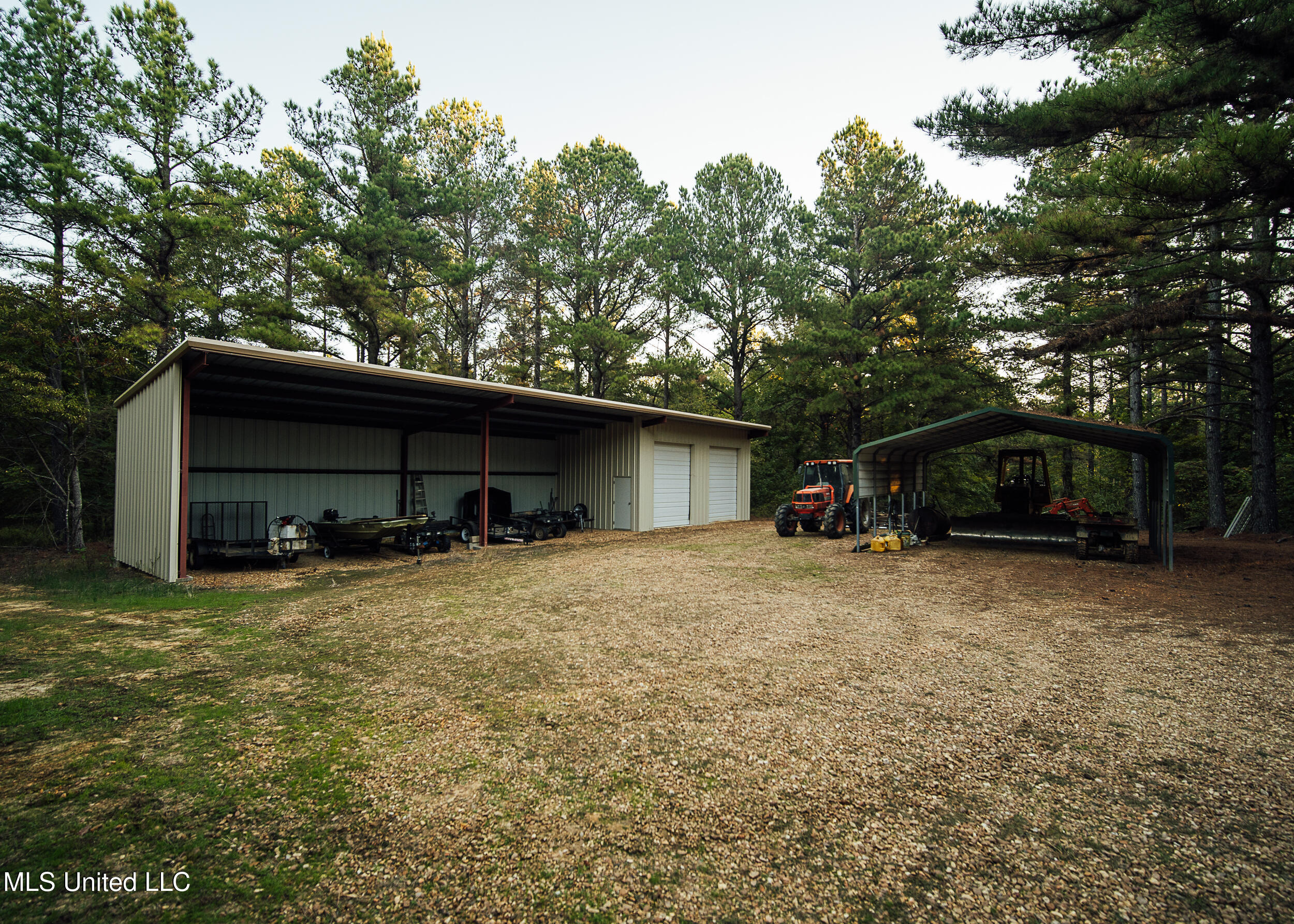 Ms- 4 Property Photo 34