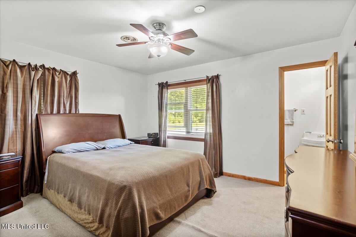 730 Dunbar Avenue Property Photo 12