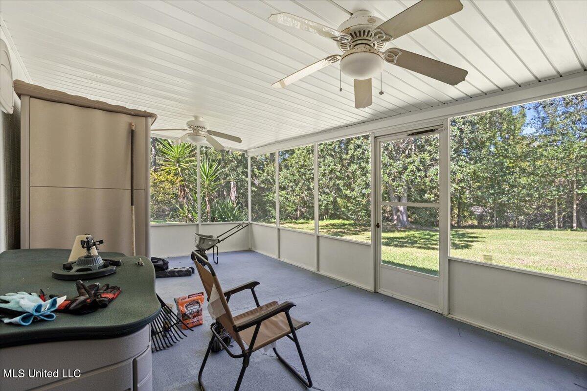 730 Dunbar Avenue Property Photo 21