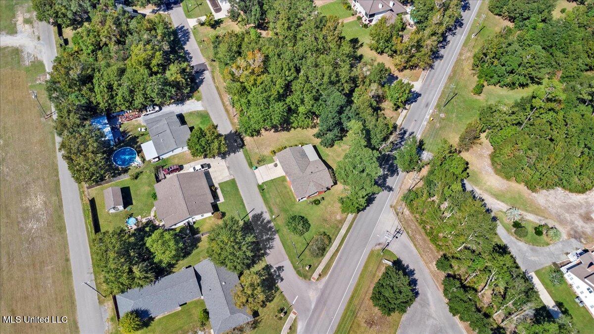 730 Dunbar Avenue Property Photo 27