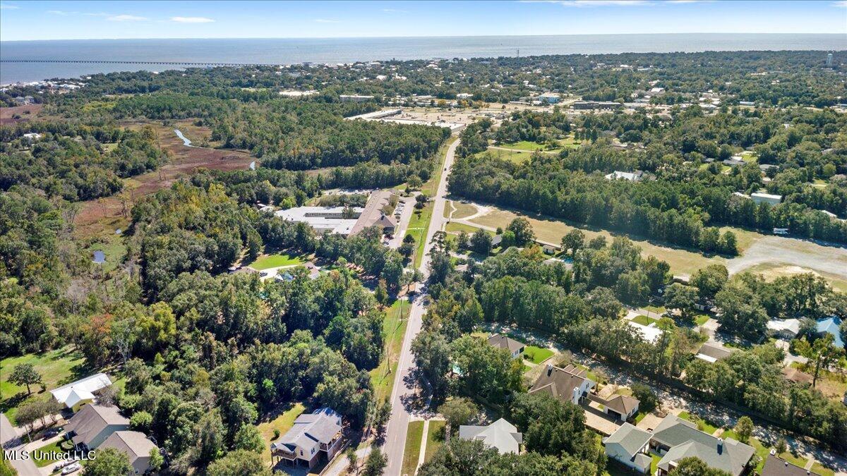 730 Dunbar Avenue Property Photo 28