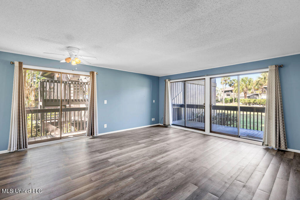 178 Lanai Villa Property Photo 2