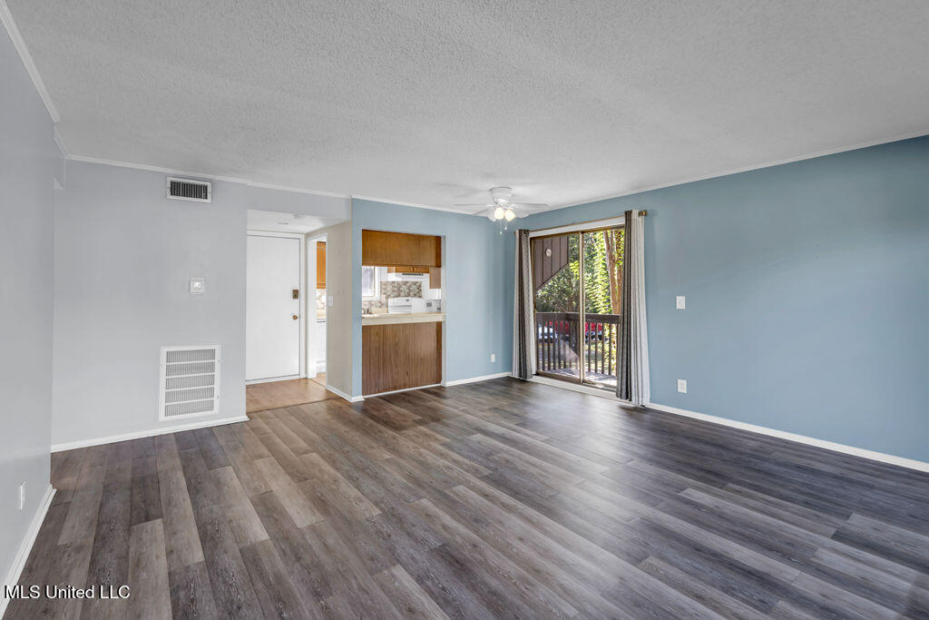 178 Lanai Villa Property Photo 3