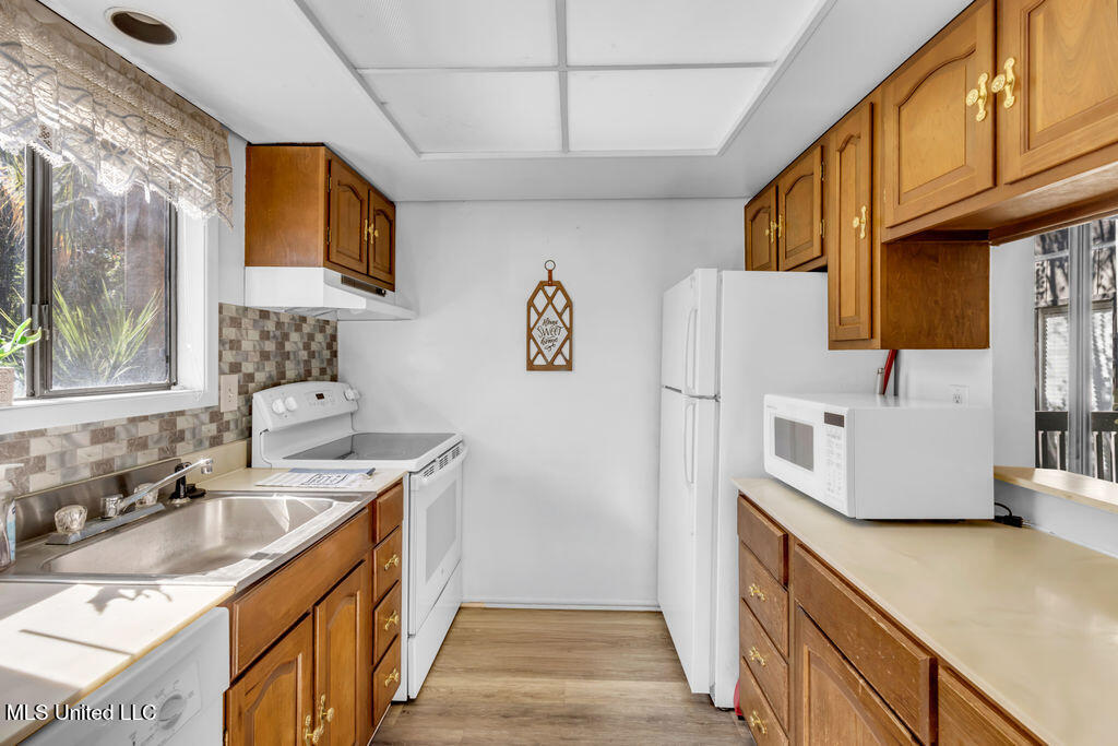 178 Lanai Villa Property Photo 5