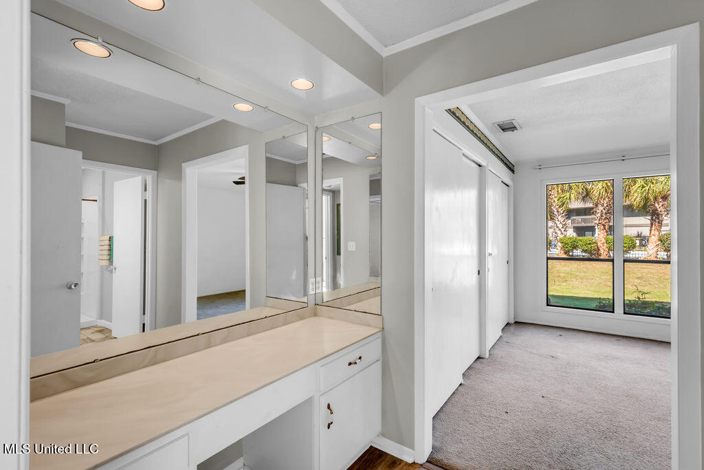 178 Lanai Villa Property Photo 6