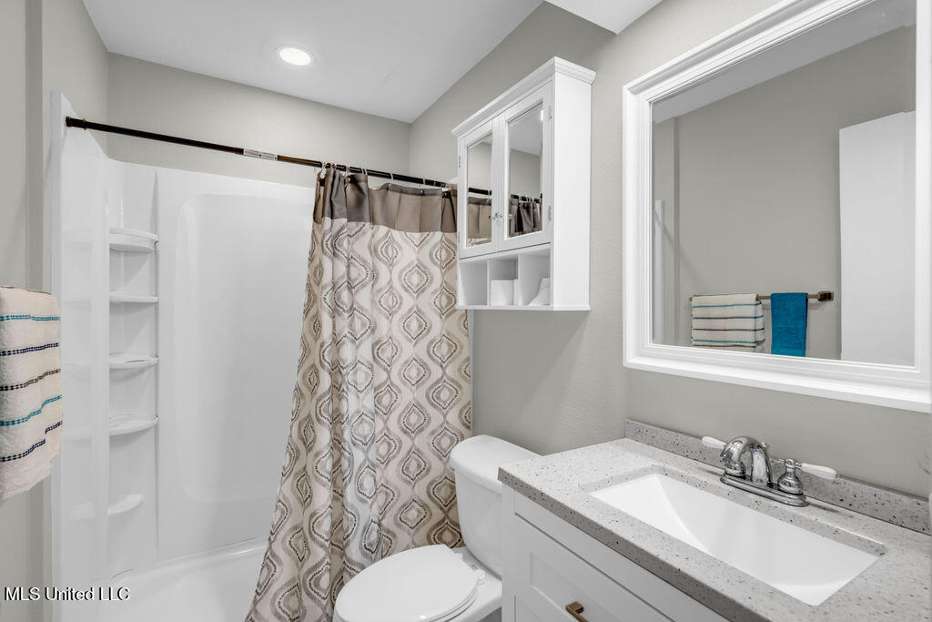 178 Lanai Villa Property Photo 9