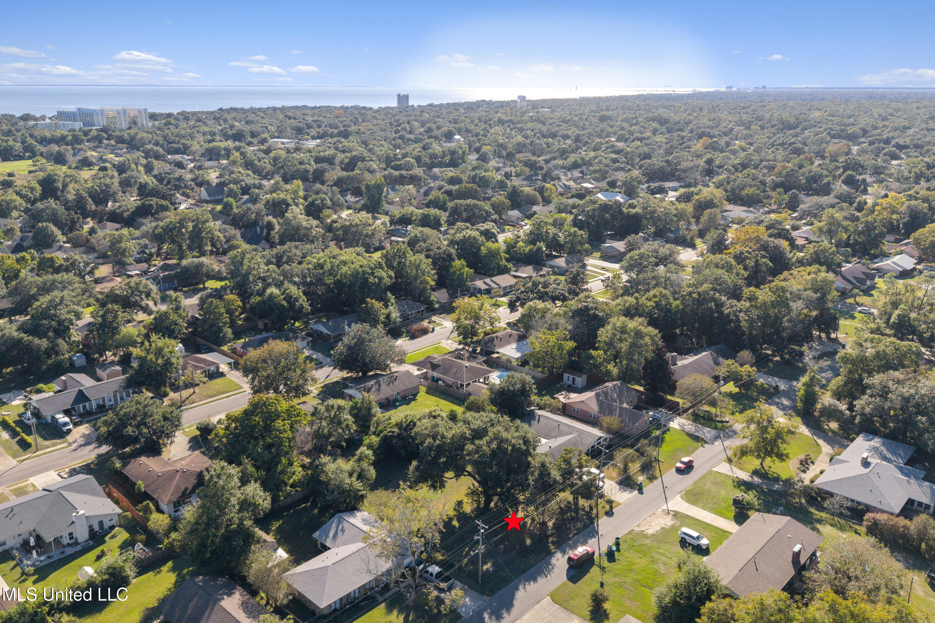 Demaret Drive Property Photo 9