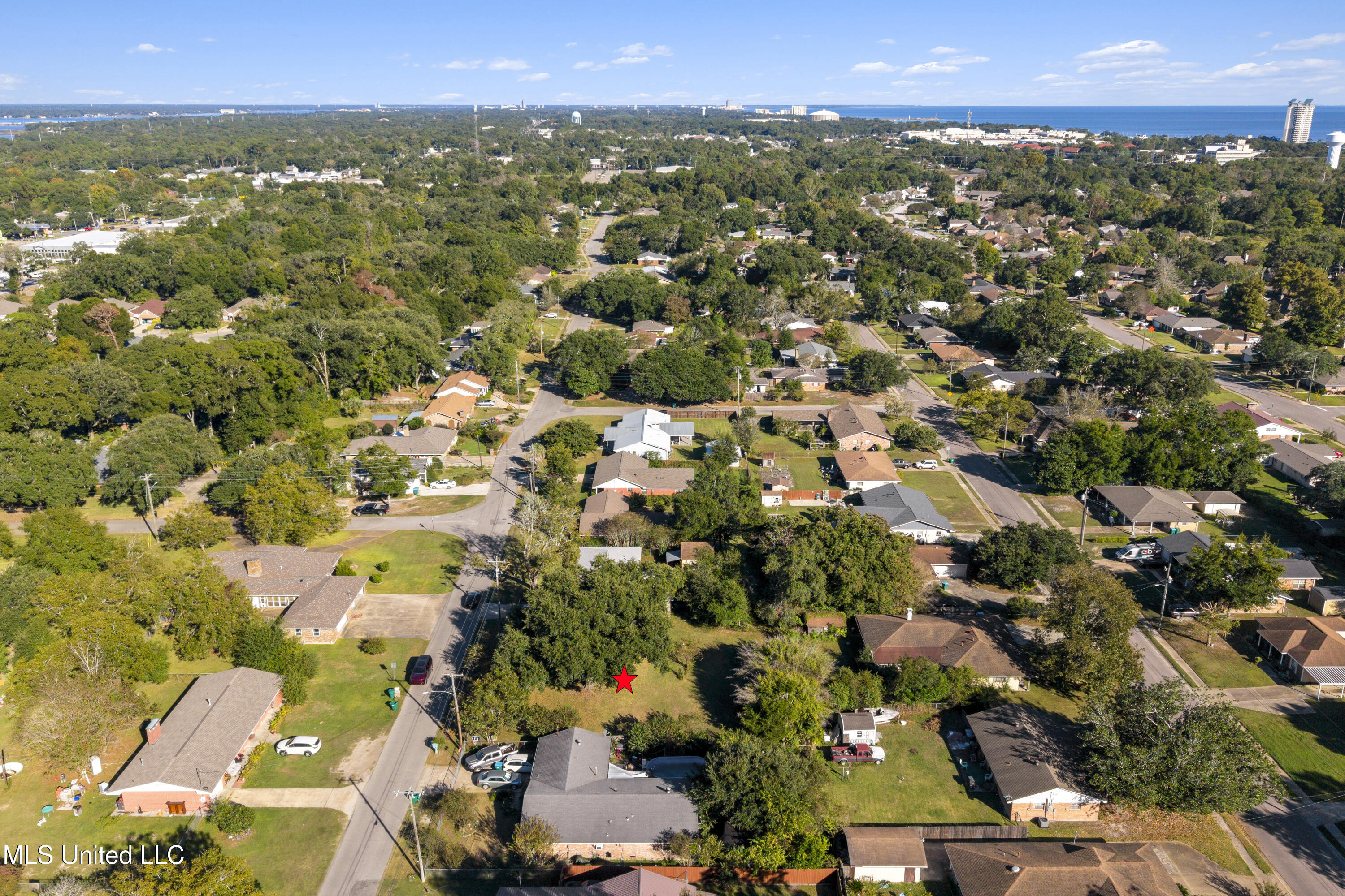 Demaret Drive Property Photo 13