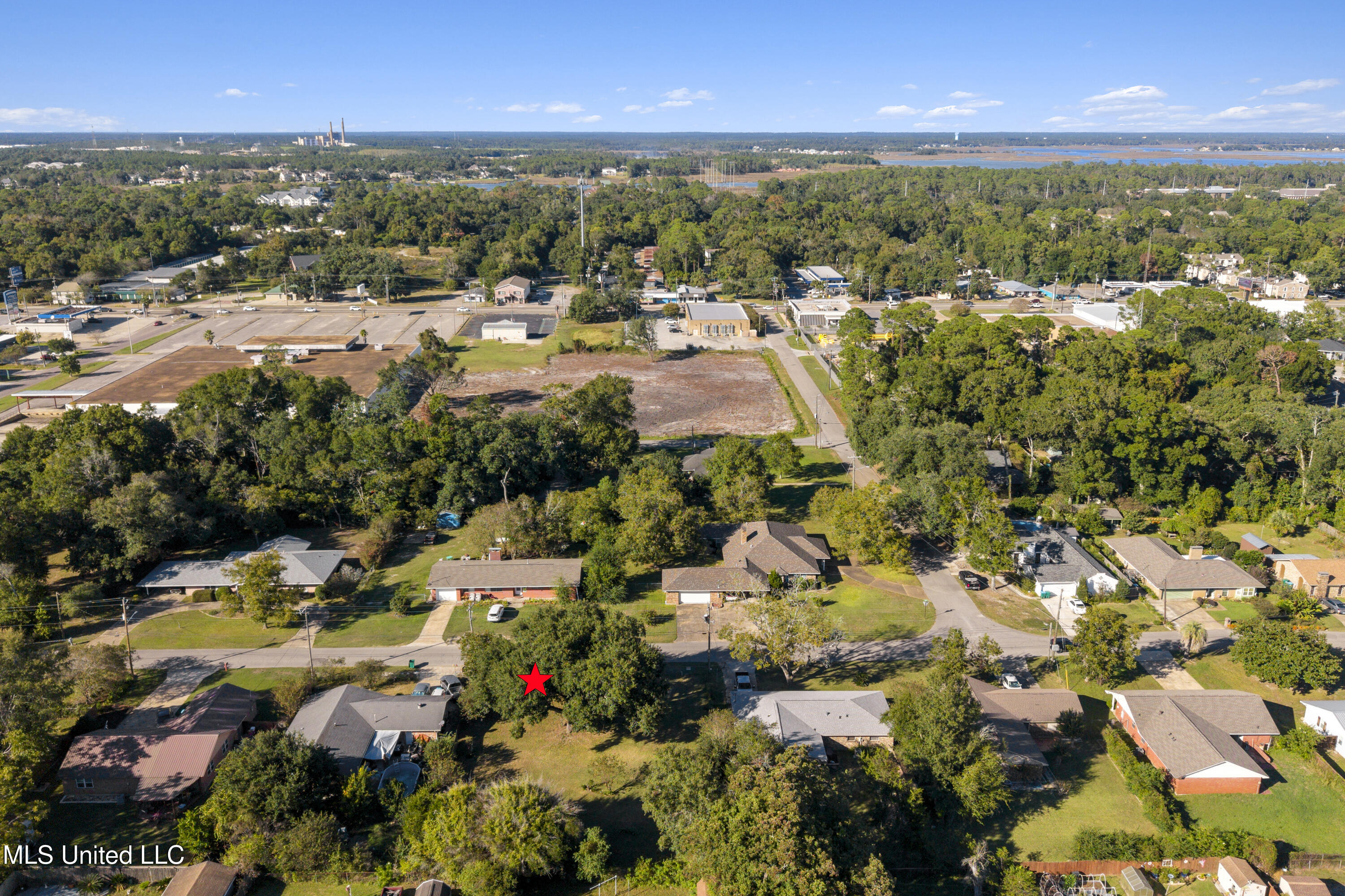 Demaret Drive Property Photo 15