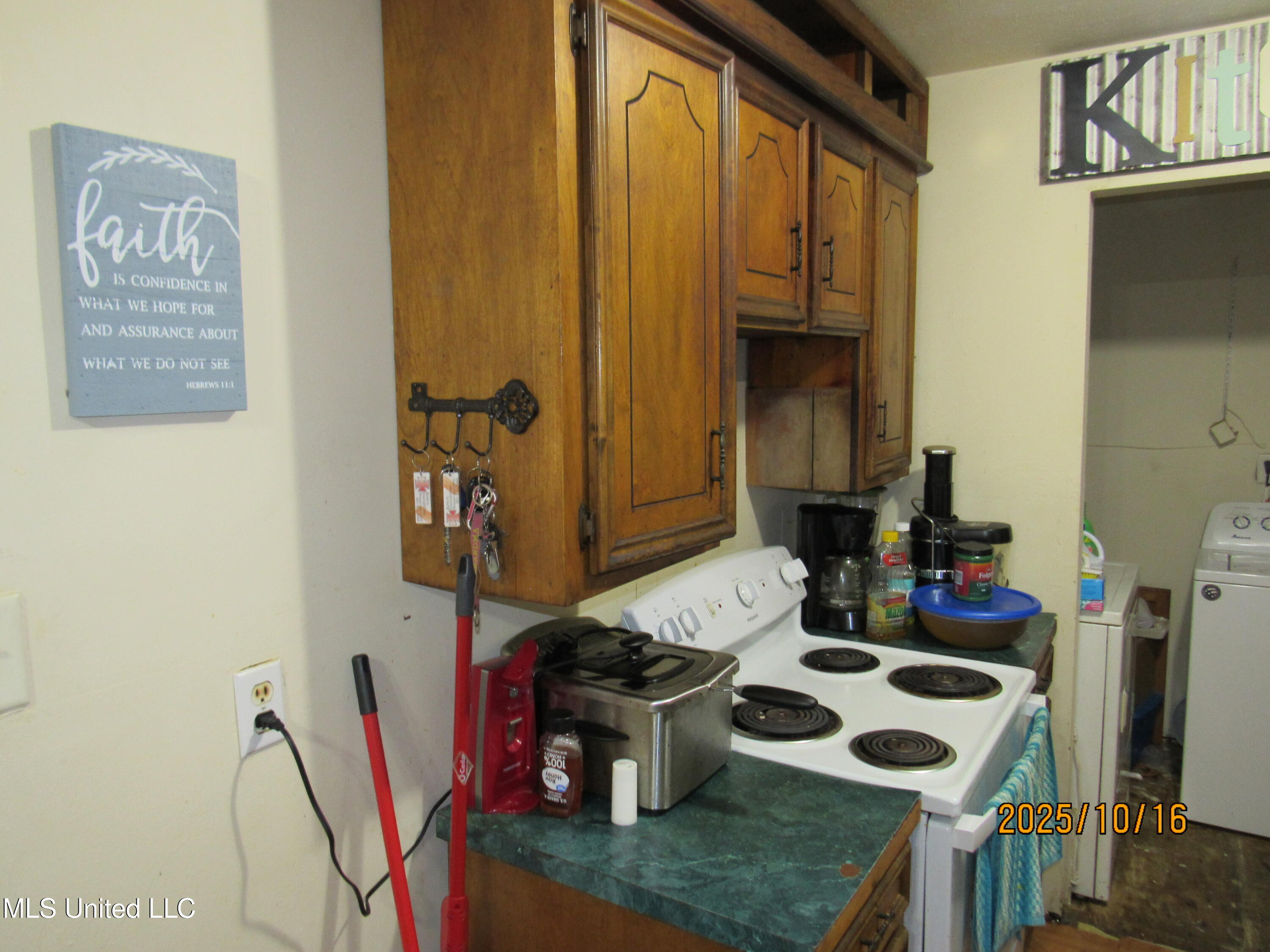 1047 Lenoir Sellers Road Property Photo 6