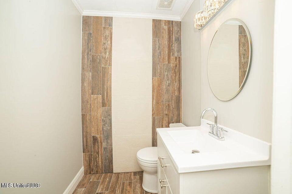 1904 24th Avenue Property Photo 12