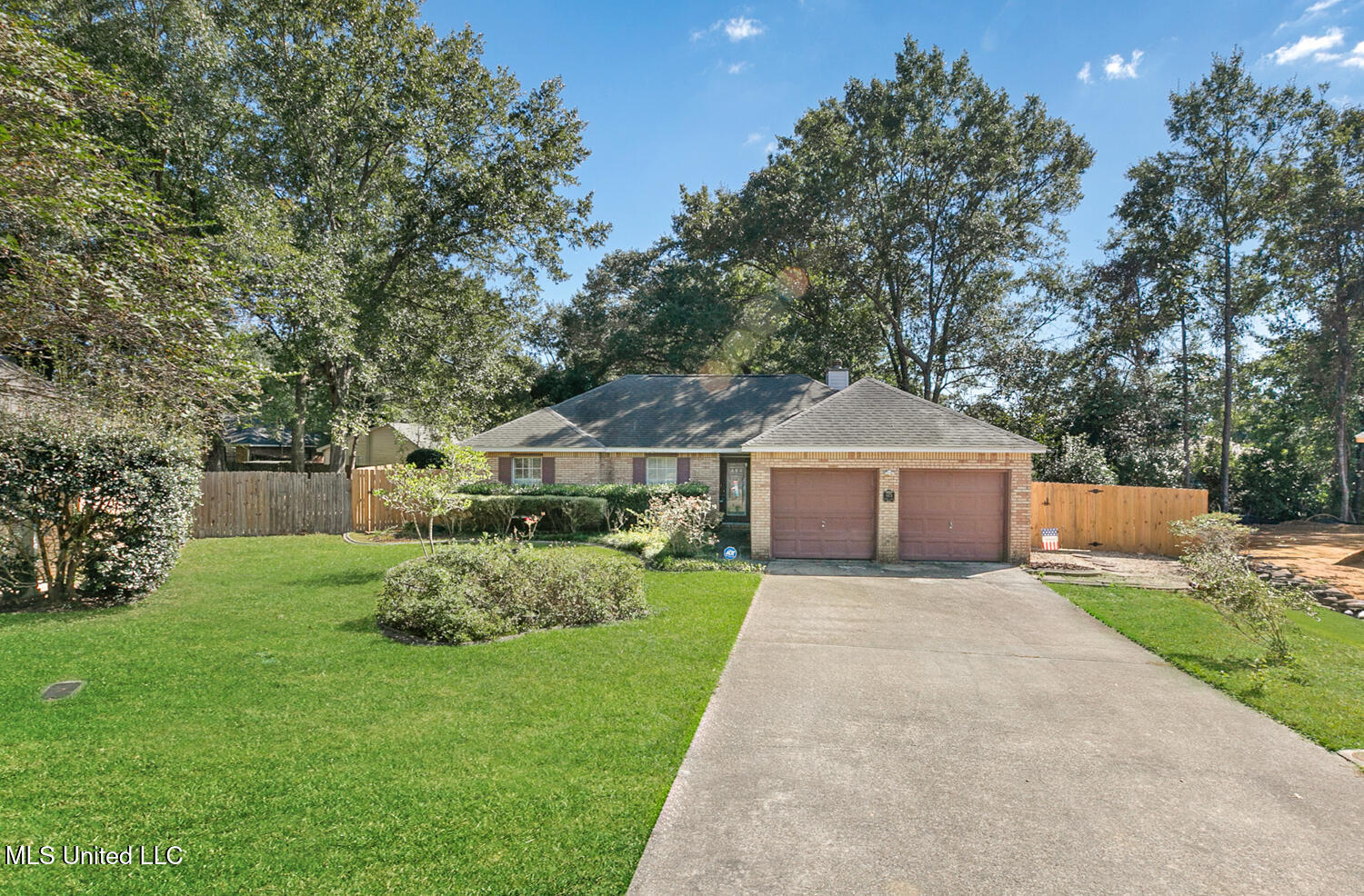 8878 Kipapa Court Property Photo 1