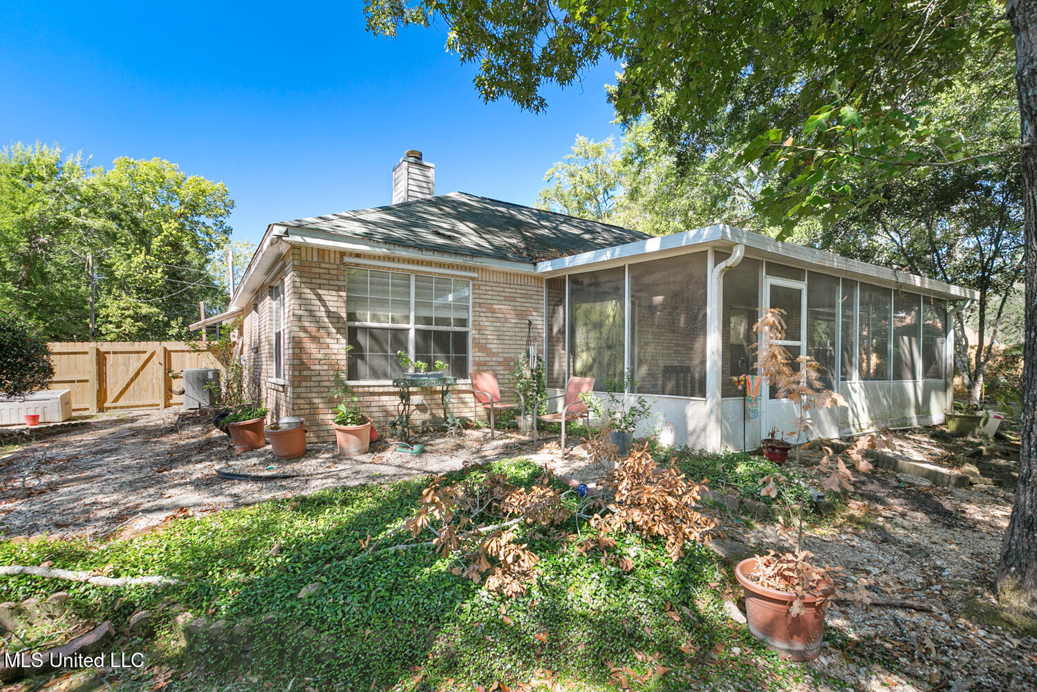 8878 Kipapa Court Property Photo 17