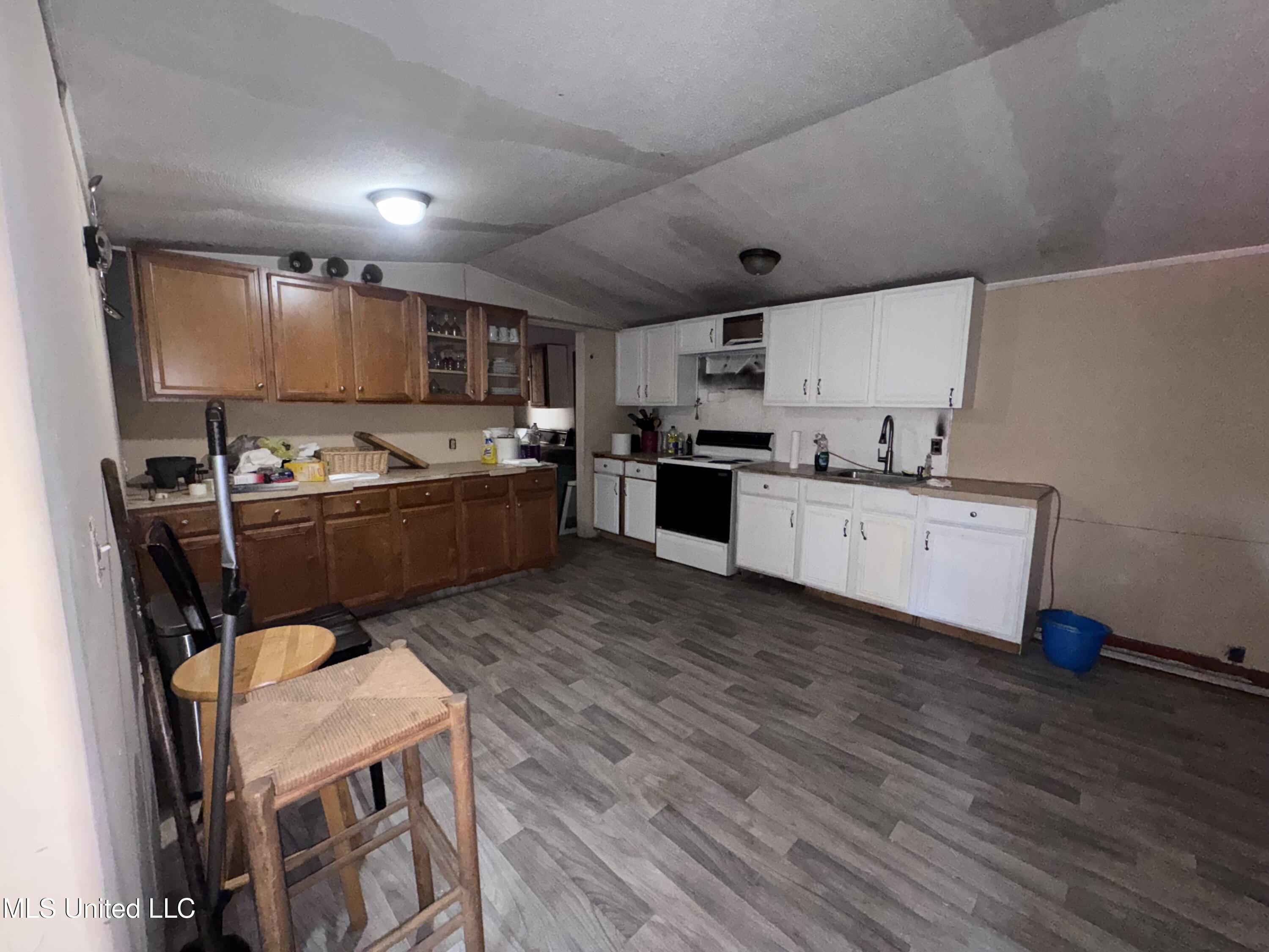 155 Walnut Circle Property Photo 9