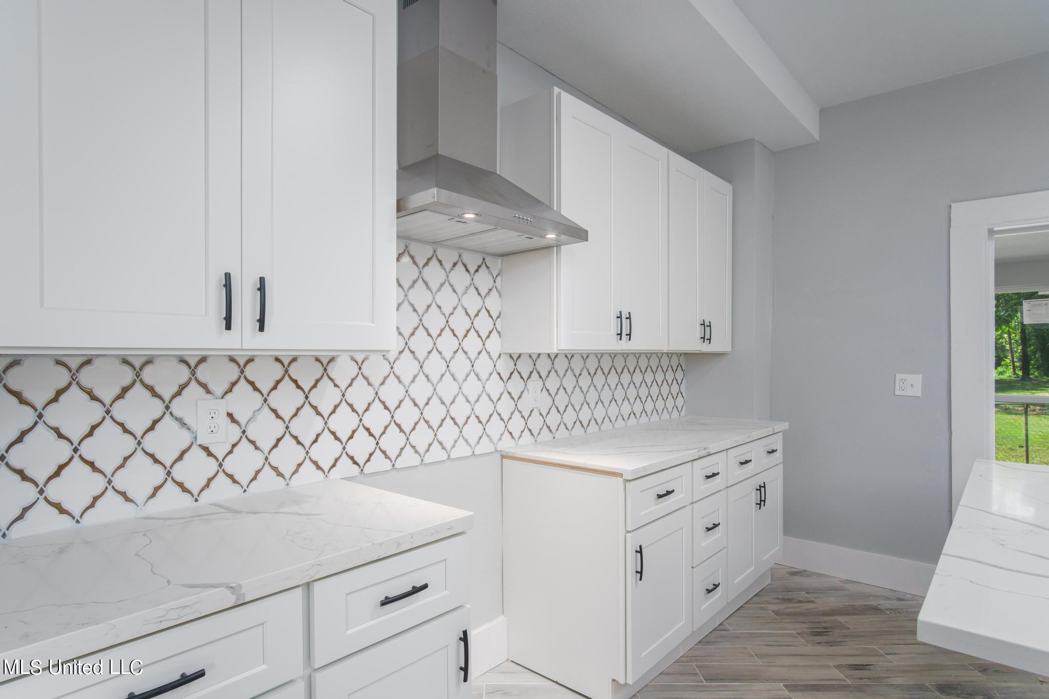 409 Southern Avenue Property Photo 13