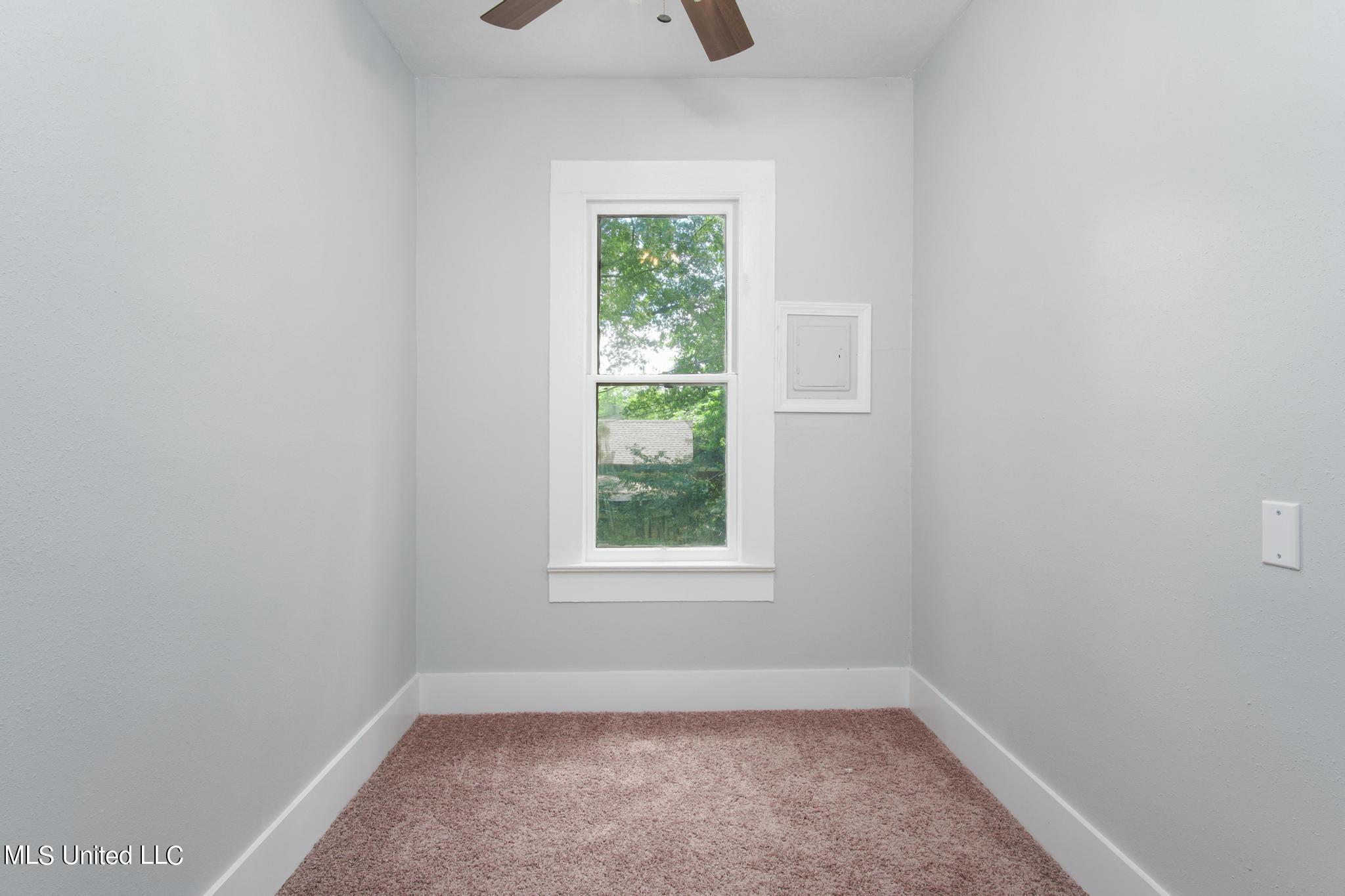 409 Southern Avenue Property Photo 26