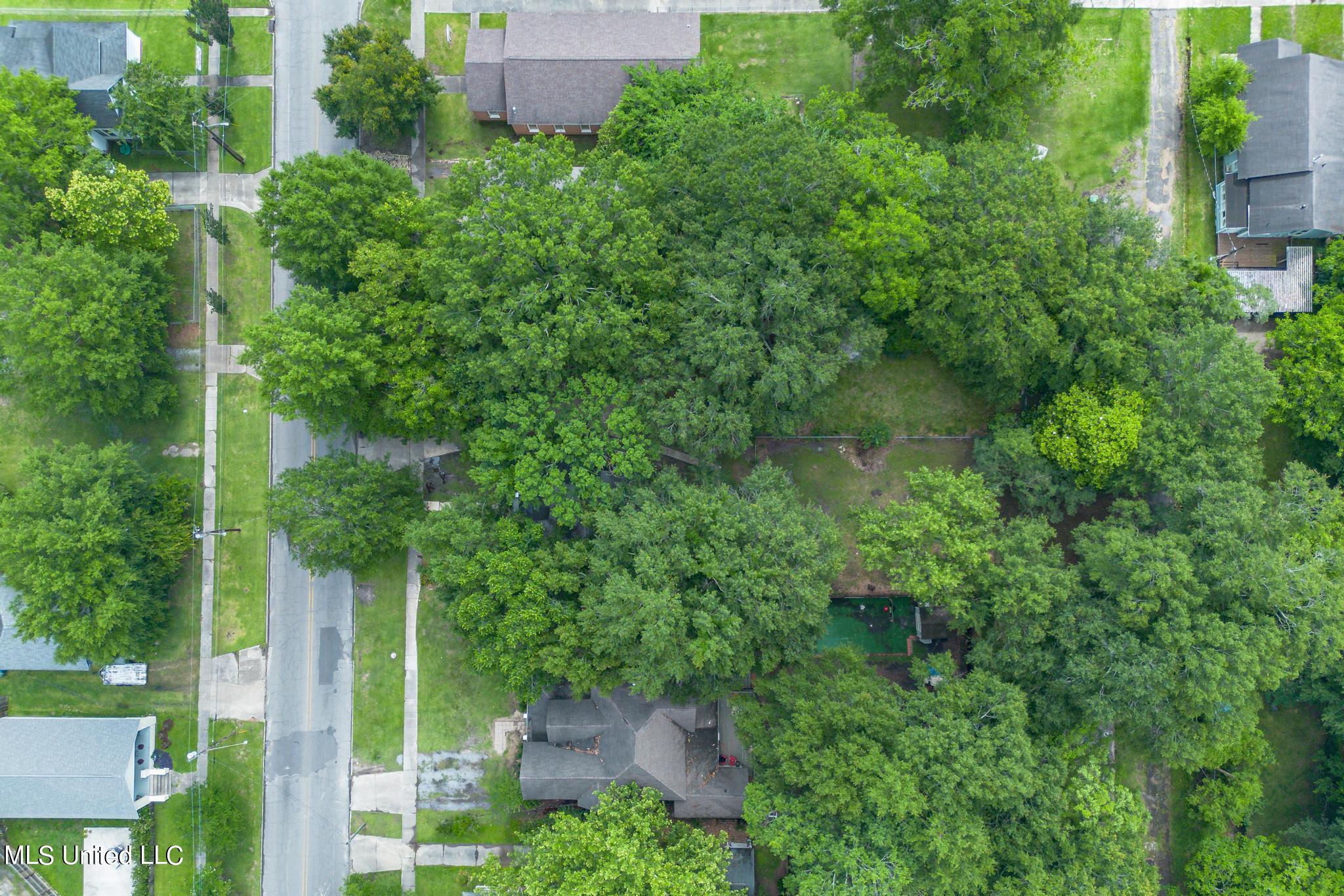 409 Southern Avenue Property Photo 31