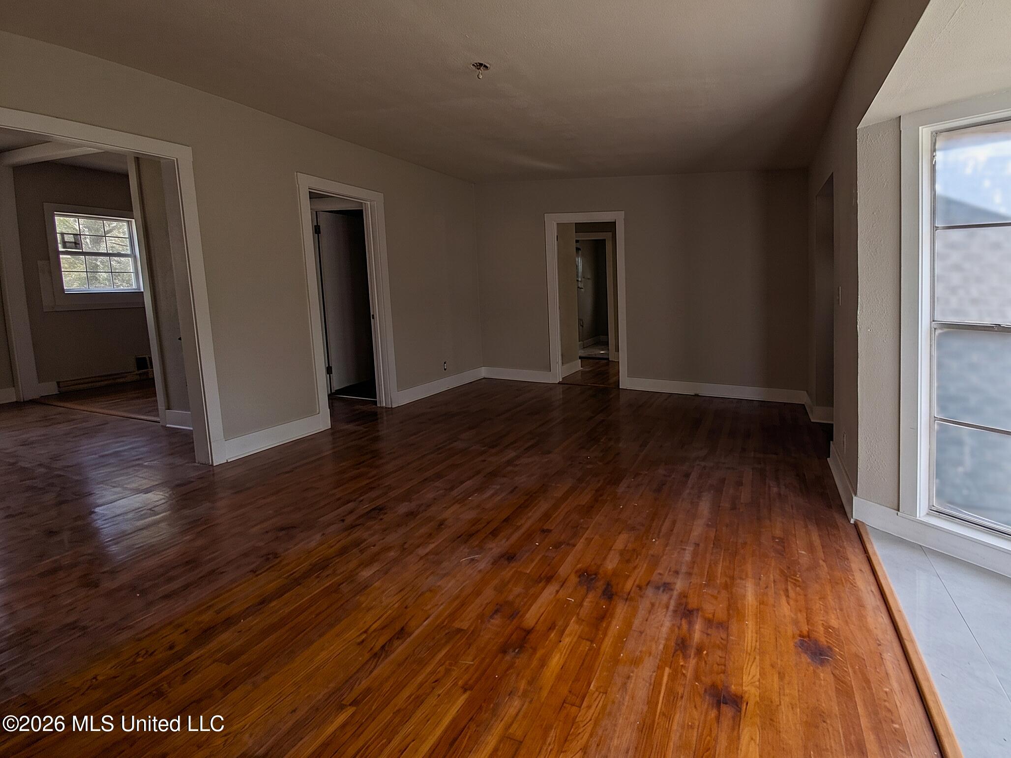 2300 23rd Avenue Property Photo 5