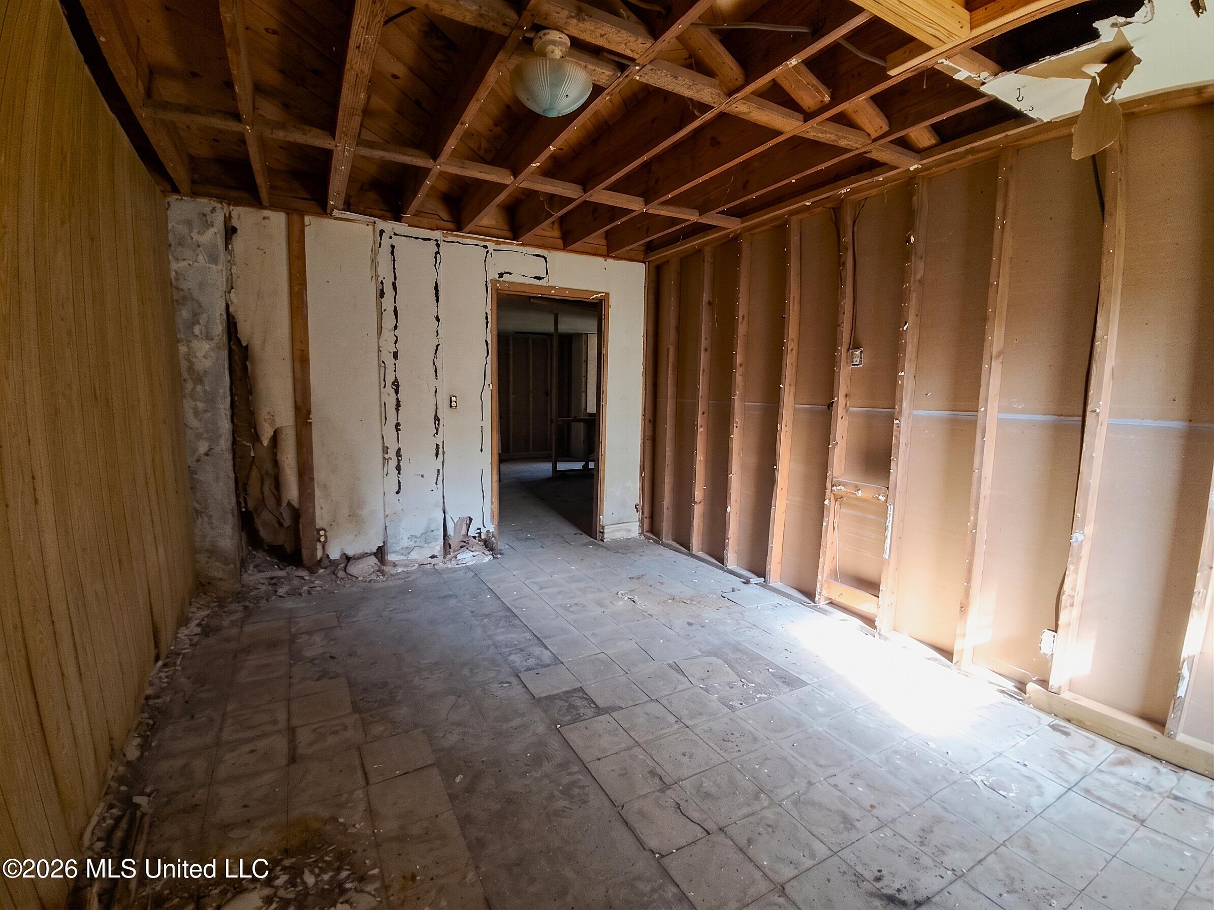 2300 23rd Avenue Property Photo 11