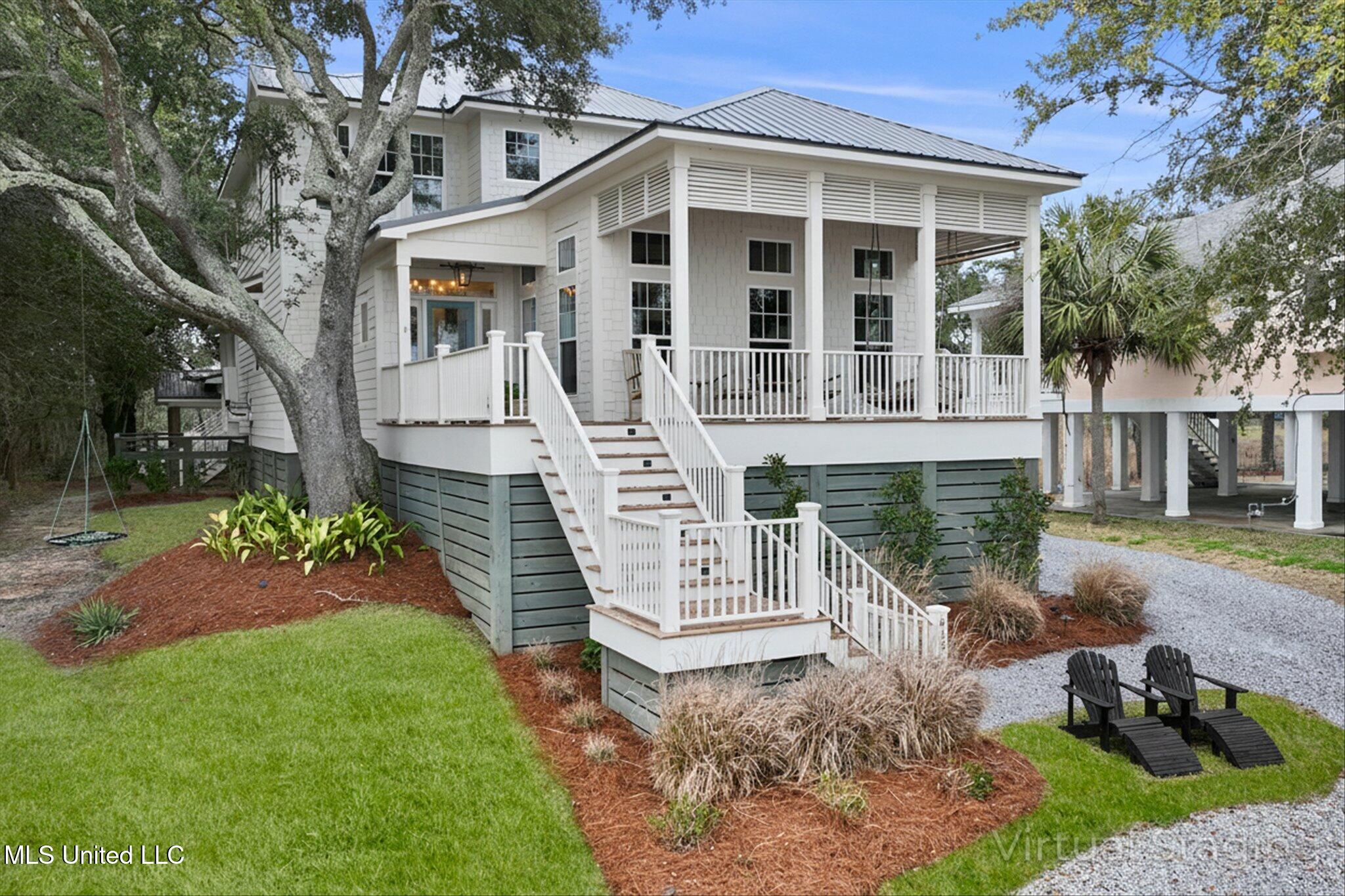 415 E Beach Drive Property Photo 2