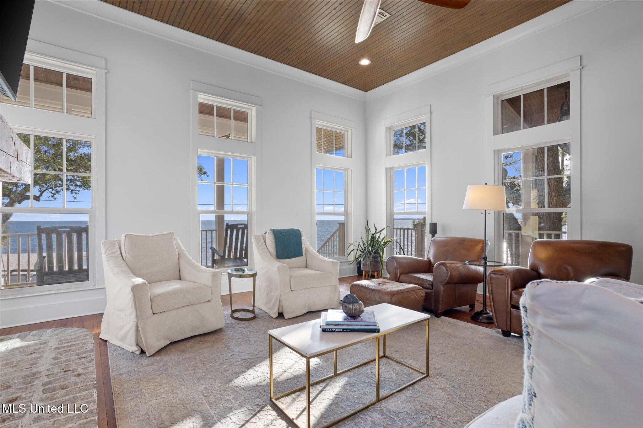 415 E Beach Drive Property Photo 15