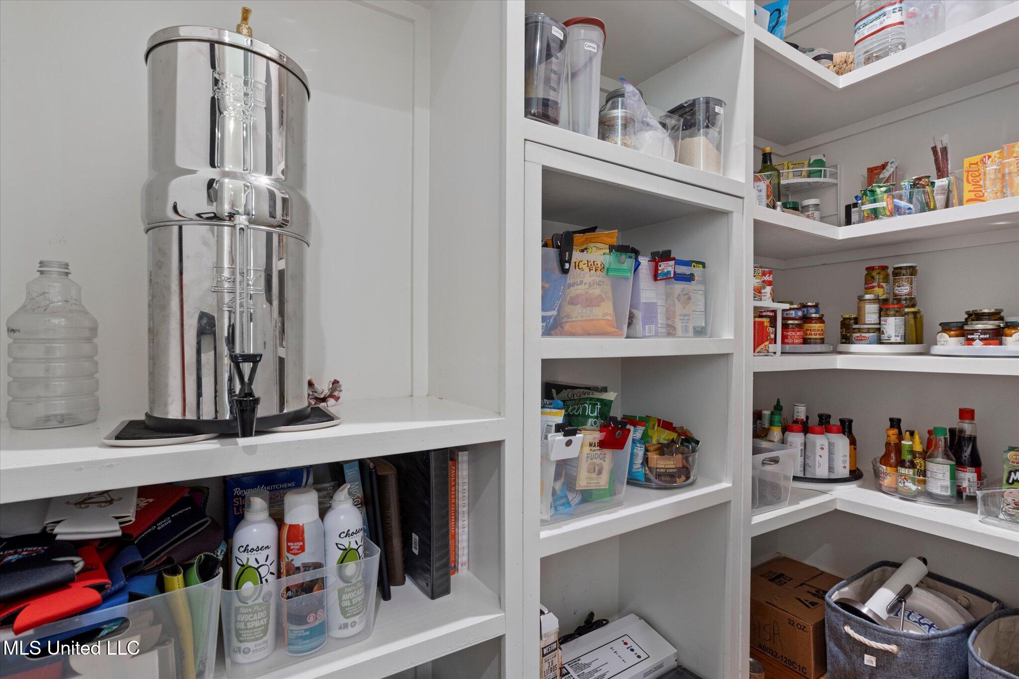 415 E Beach Drive Property Photo 46