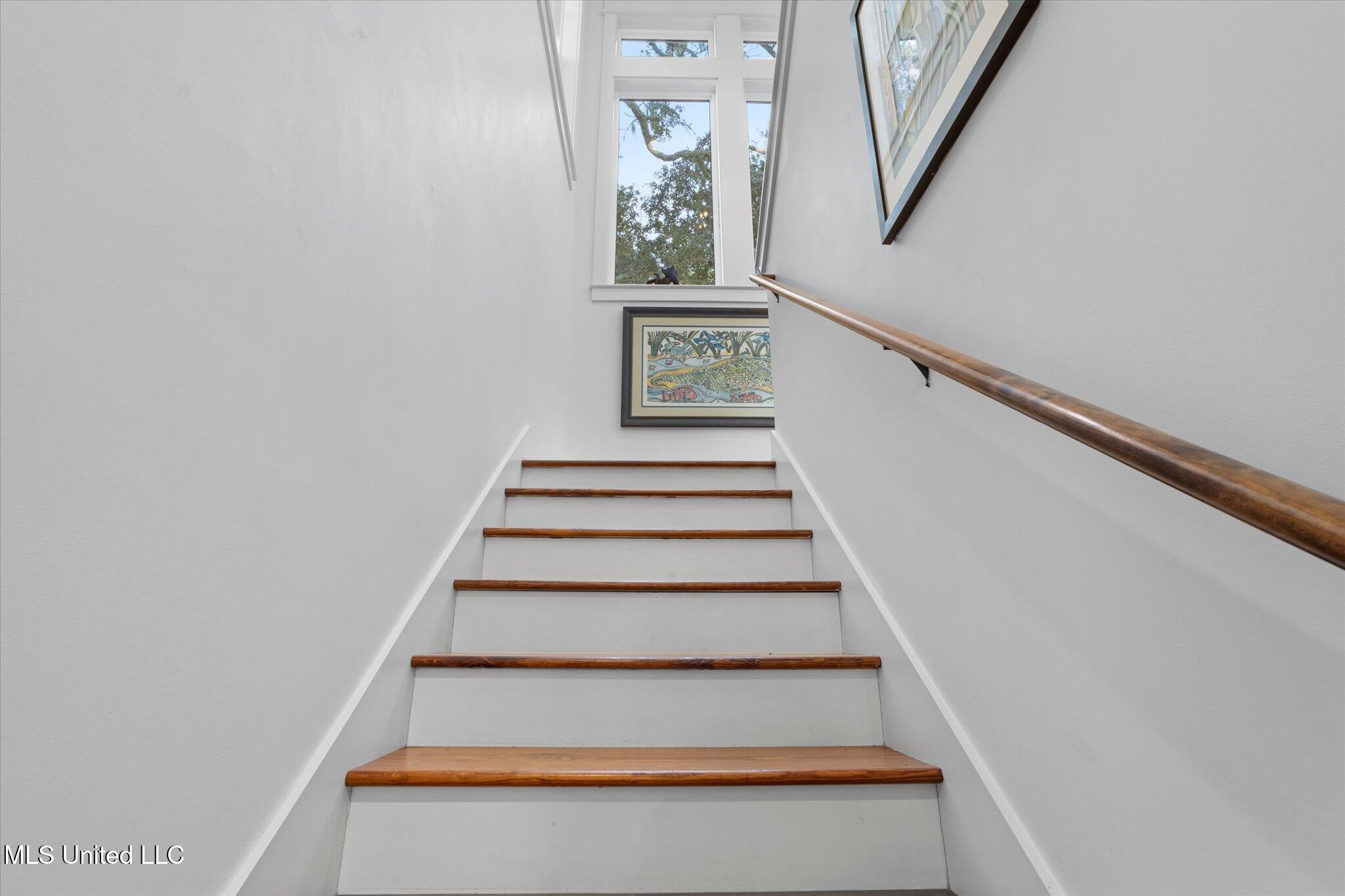 415 E Beach Drive Property Photo 48