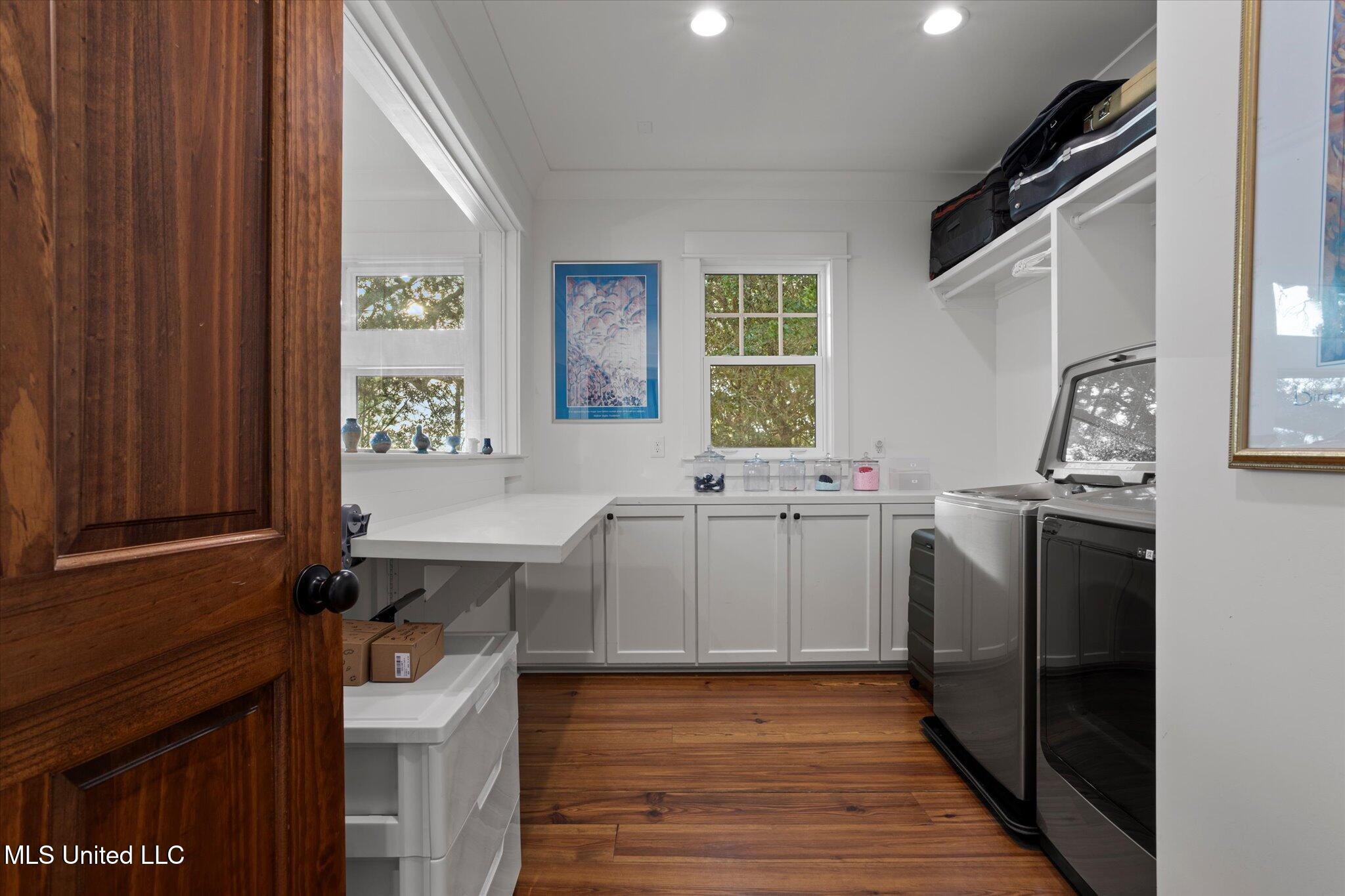 415 E Beach Drive Property Photo 62