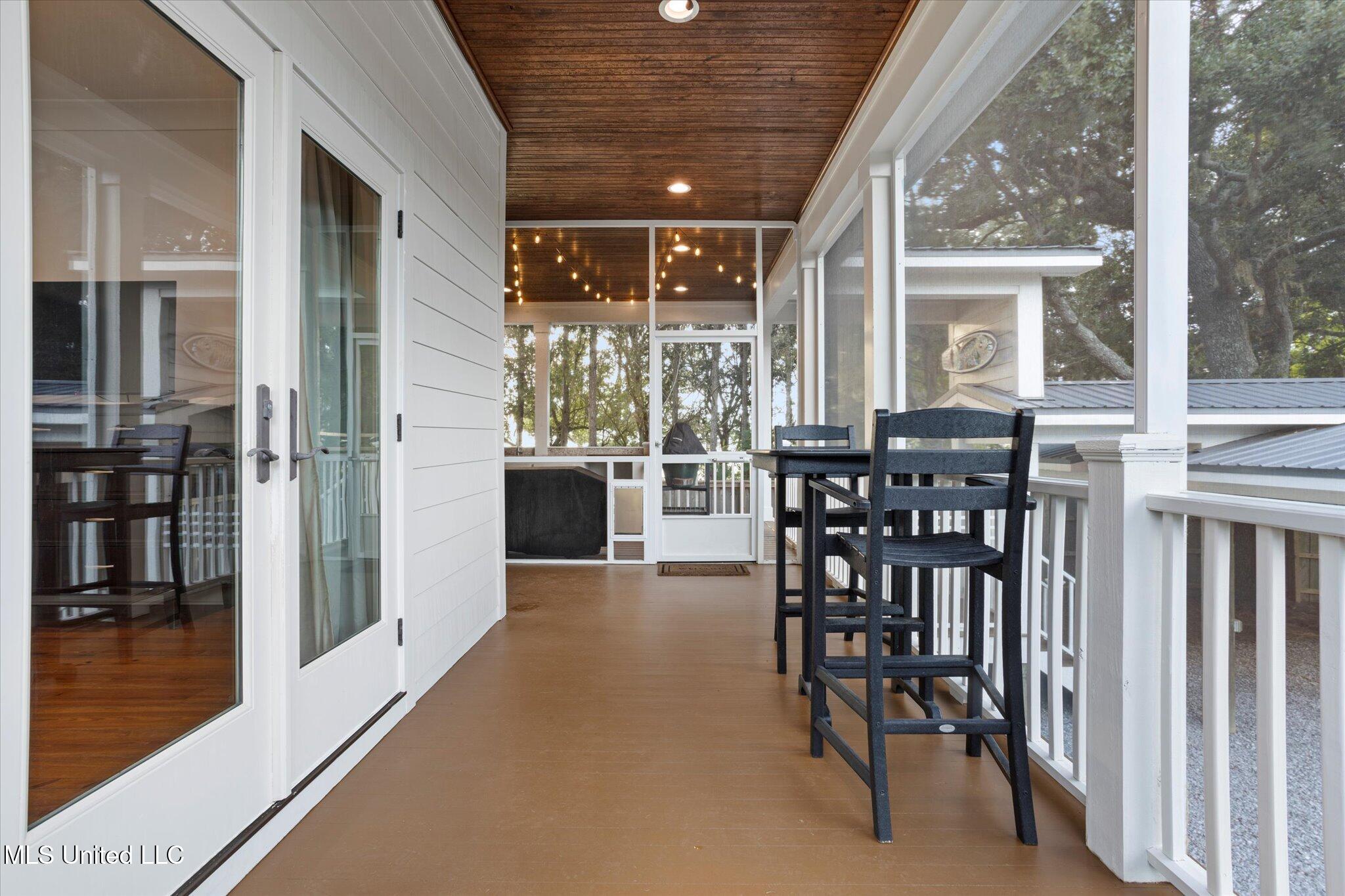 415 E Beach Drive Property Photo 67