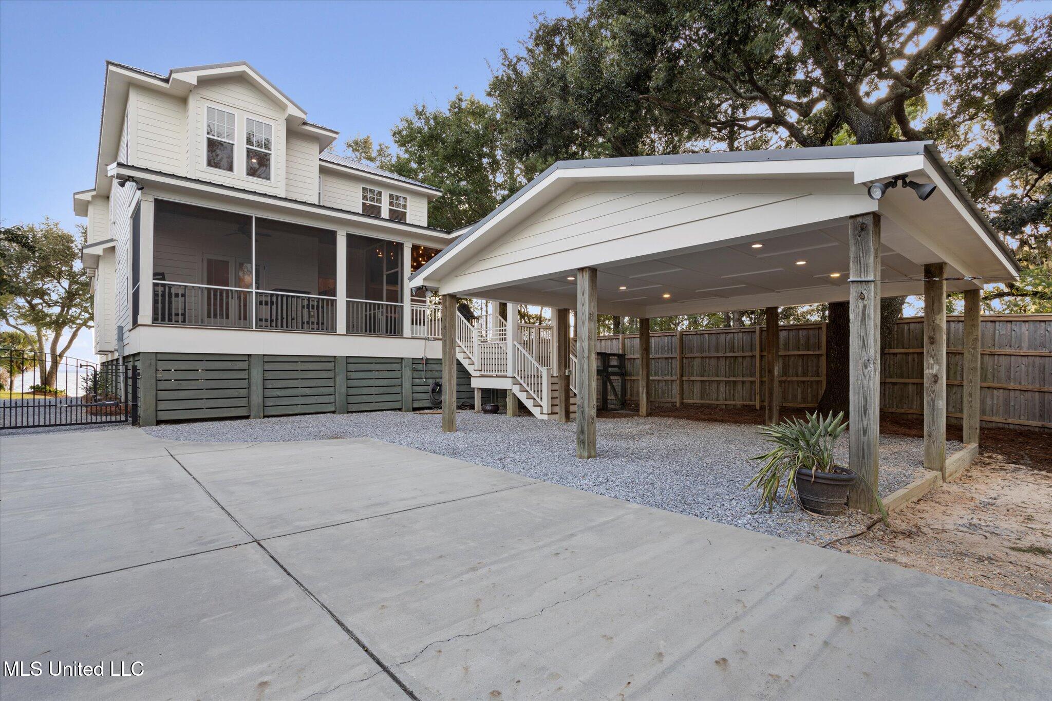 415 E Beach Drive Property Photo 81