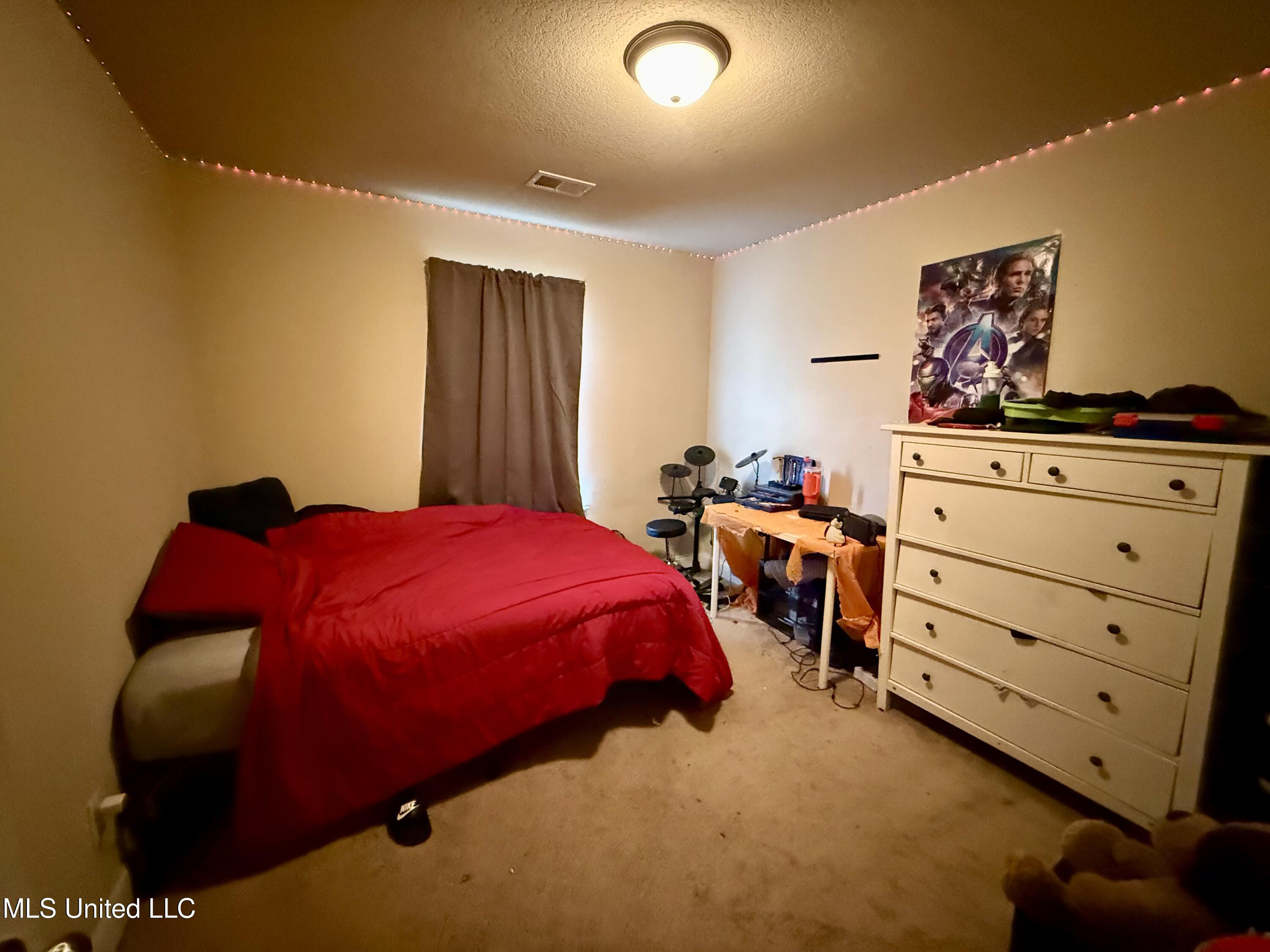 8699 N Courtly Circle Property Photo 15