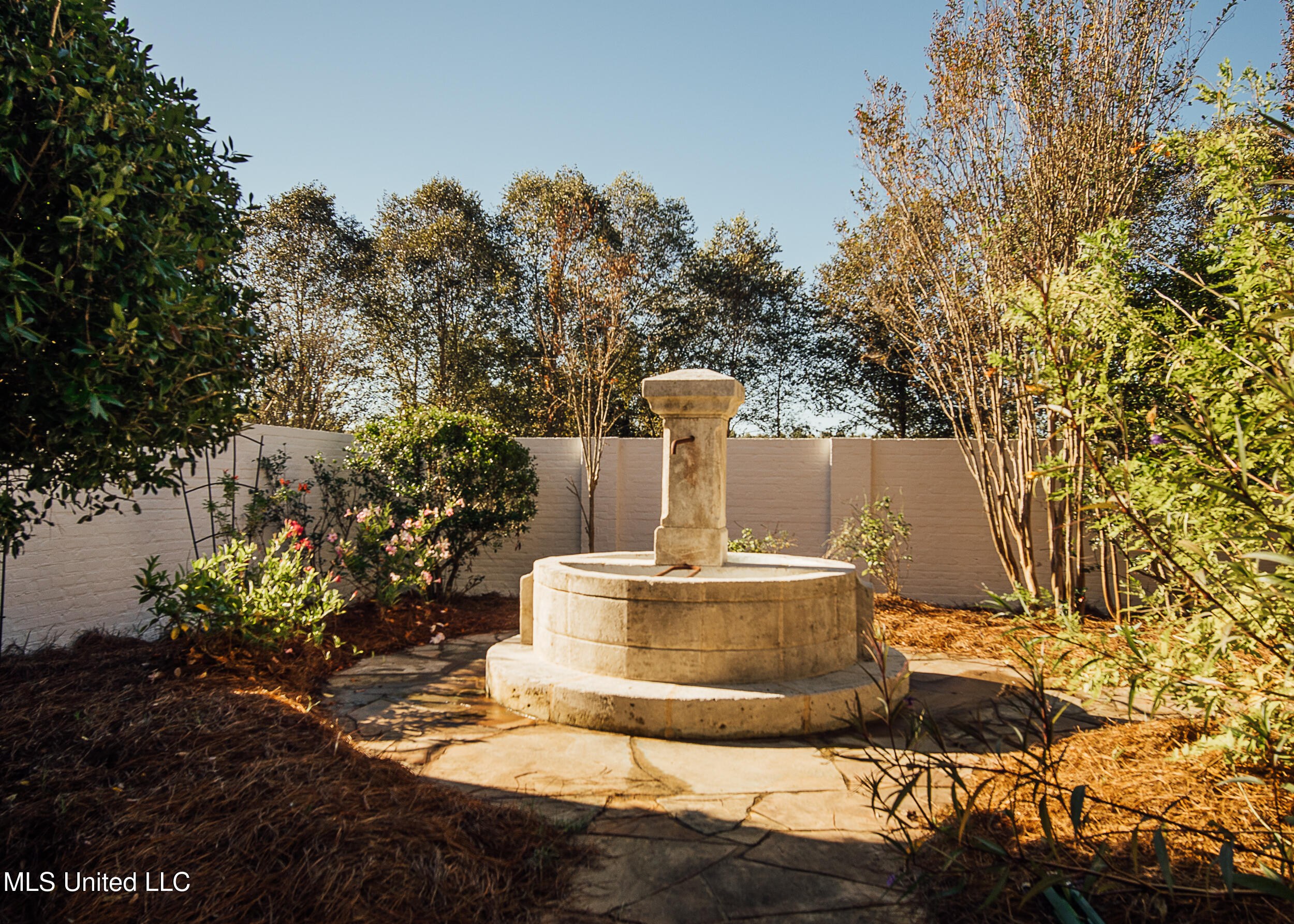 11657 Vaughan Road Property Photo 87