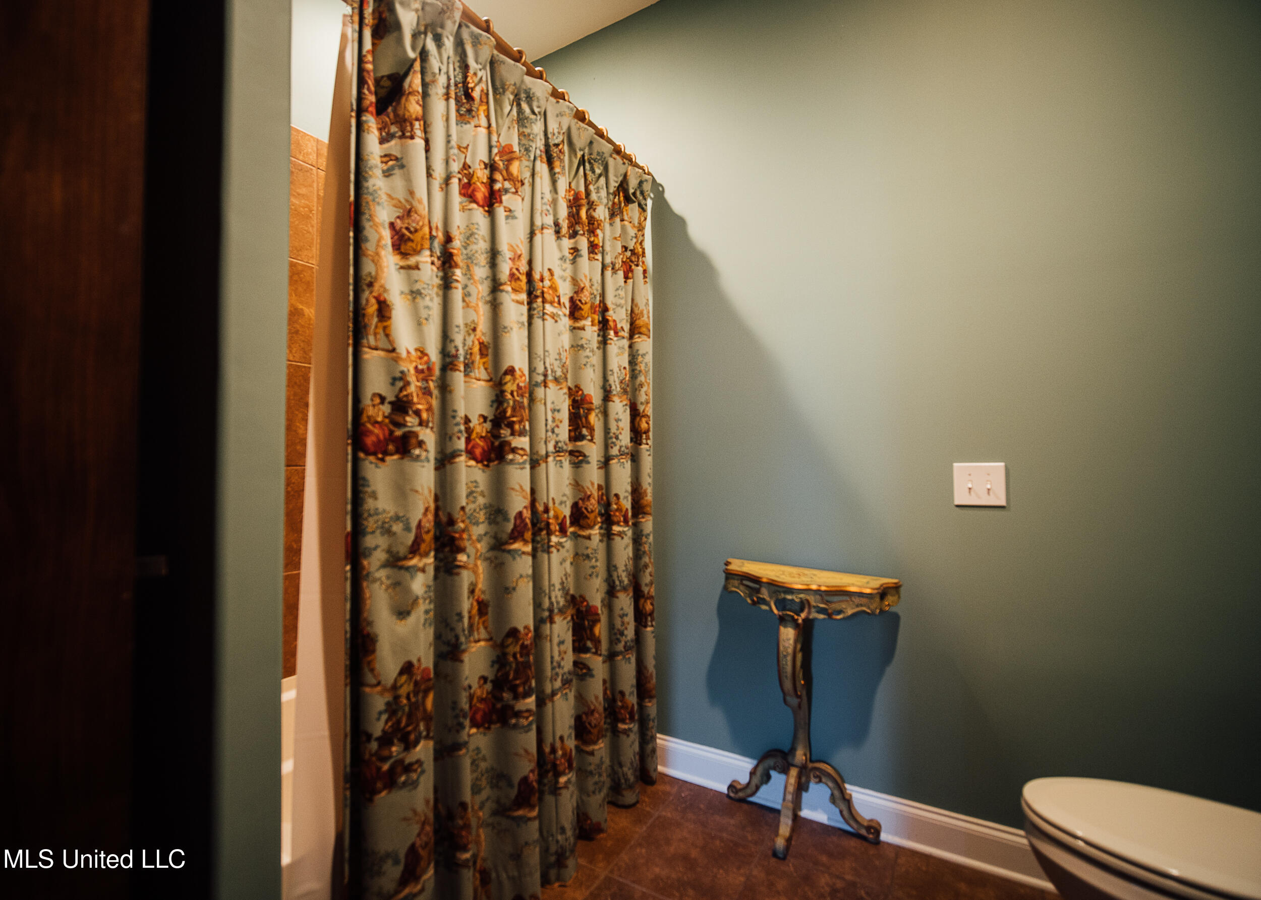 11657 Vaughan Road Property Photo 90