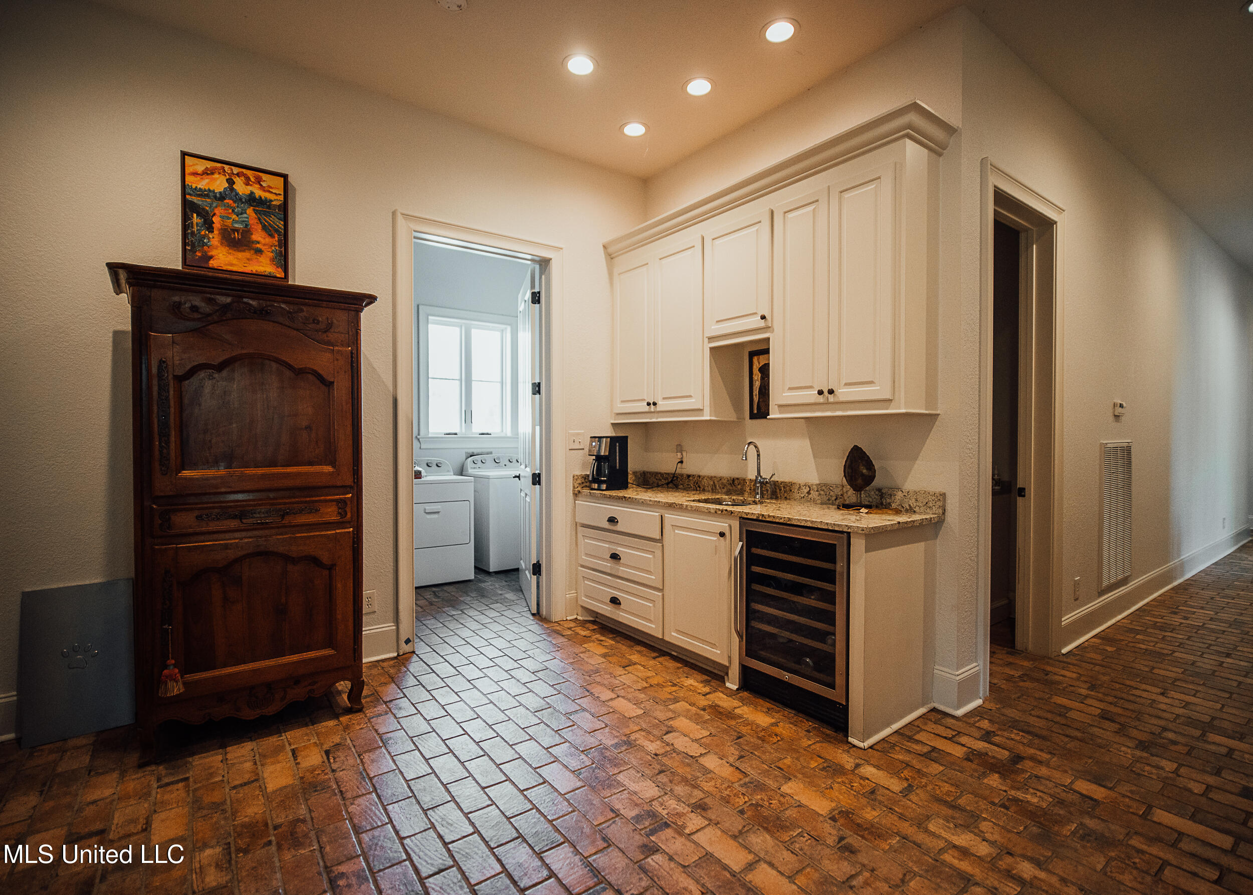 11657 Vaughan Road Property Photo 104