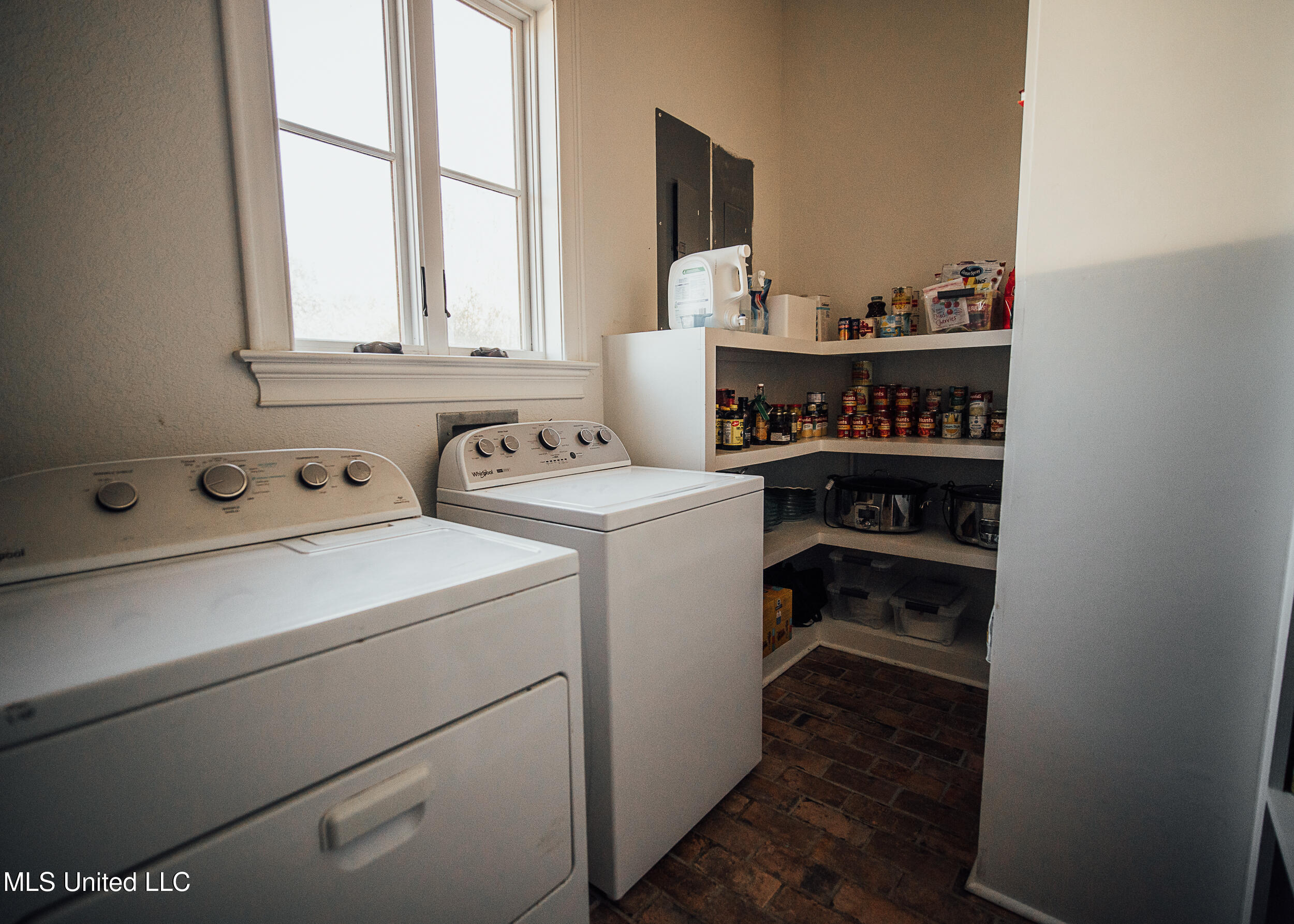 11657 Vaughan Road Property Photo 105