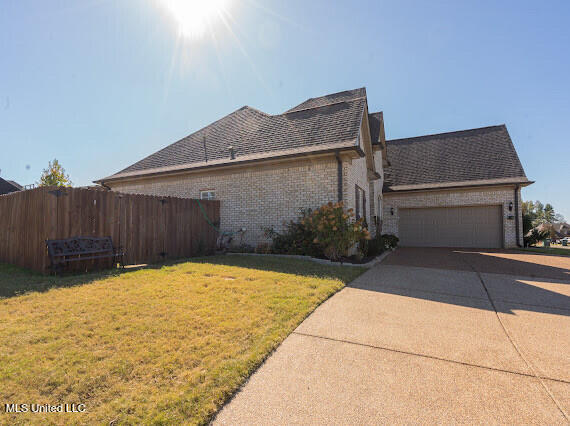 2931 Chattering Lane Property Photo 2