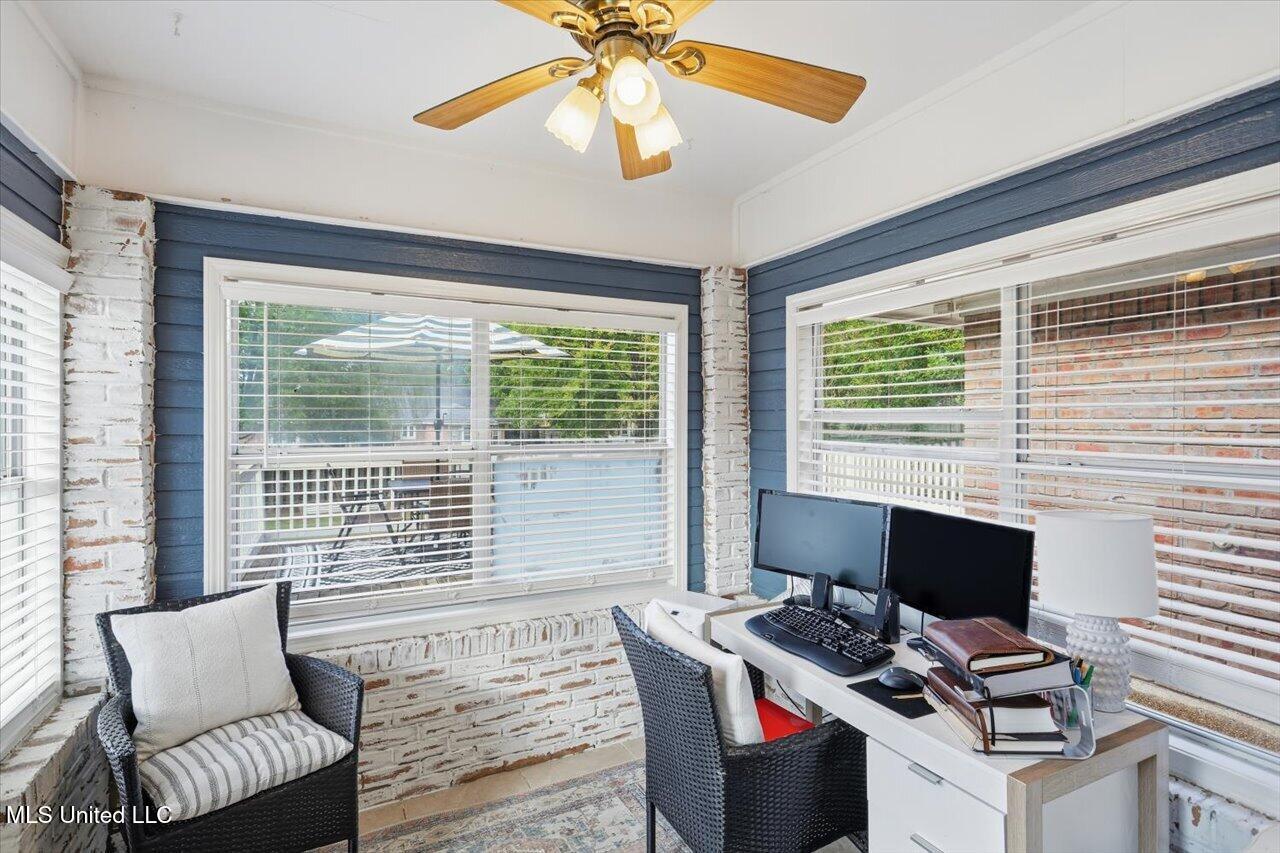 413 Olympic Drive Property Photo 15