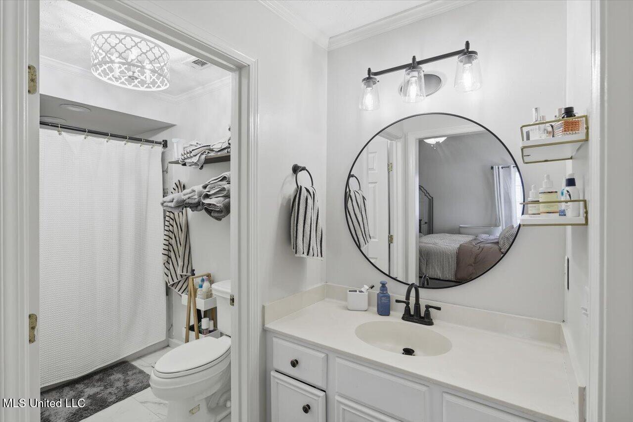 413 Olympic Drive Property Photo 18